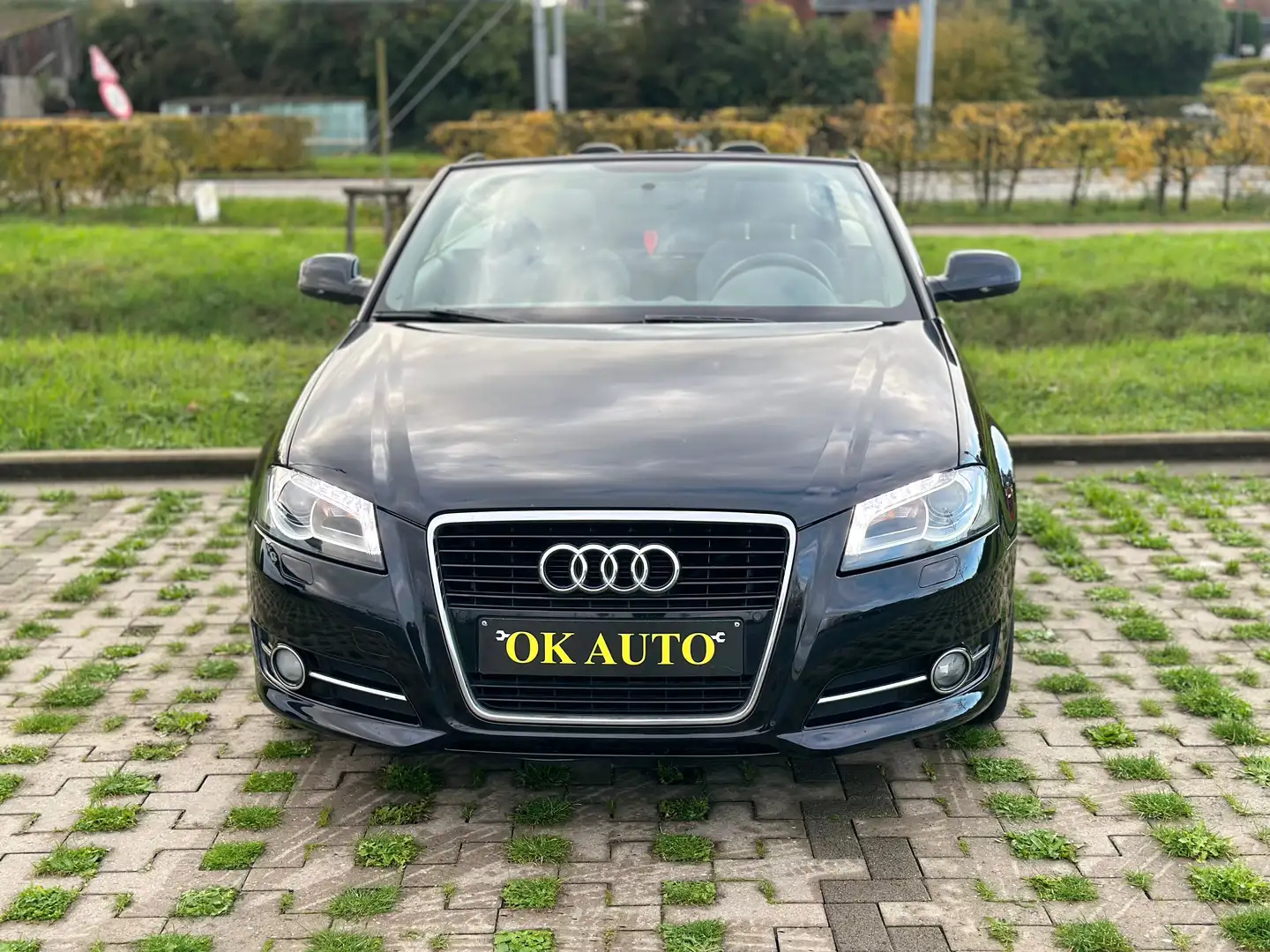 Audi A3 A3 Cabriolet 1.4 TFSI S line xénon Garantie Noir - 2