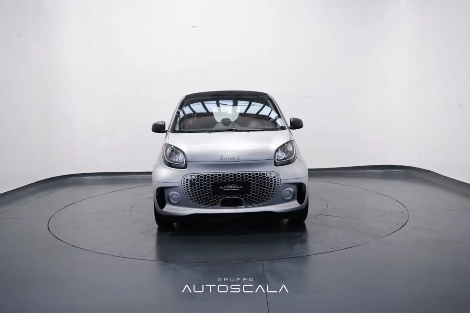 smart forTwo EQ Pure 22KW Grigio - 2