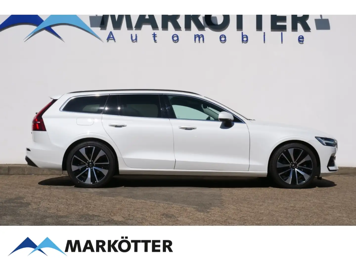 Volvo V60 B4 Core AHK/STHZ/CAM/ACC/Google/SHZ hinten Wit - 2