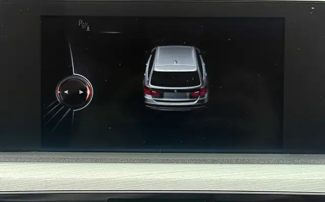 BMW 3 Series view 17