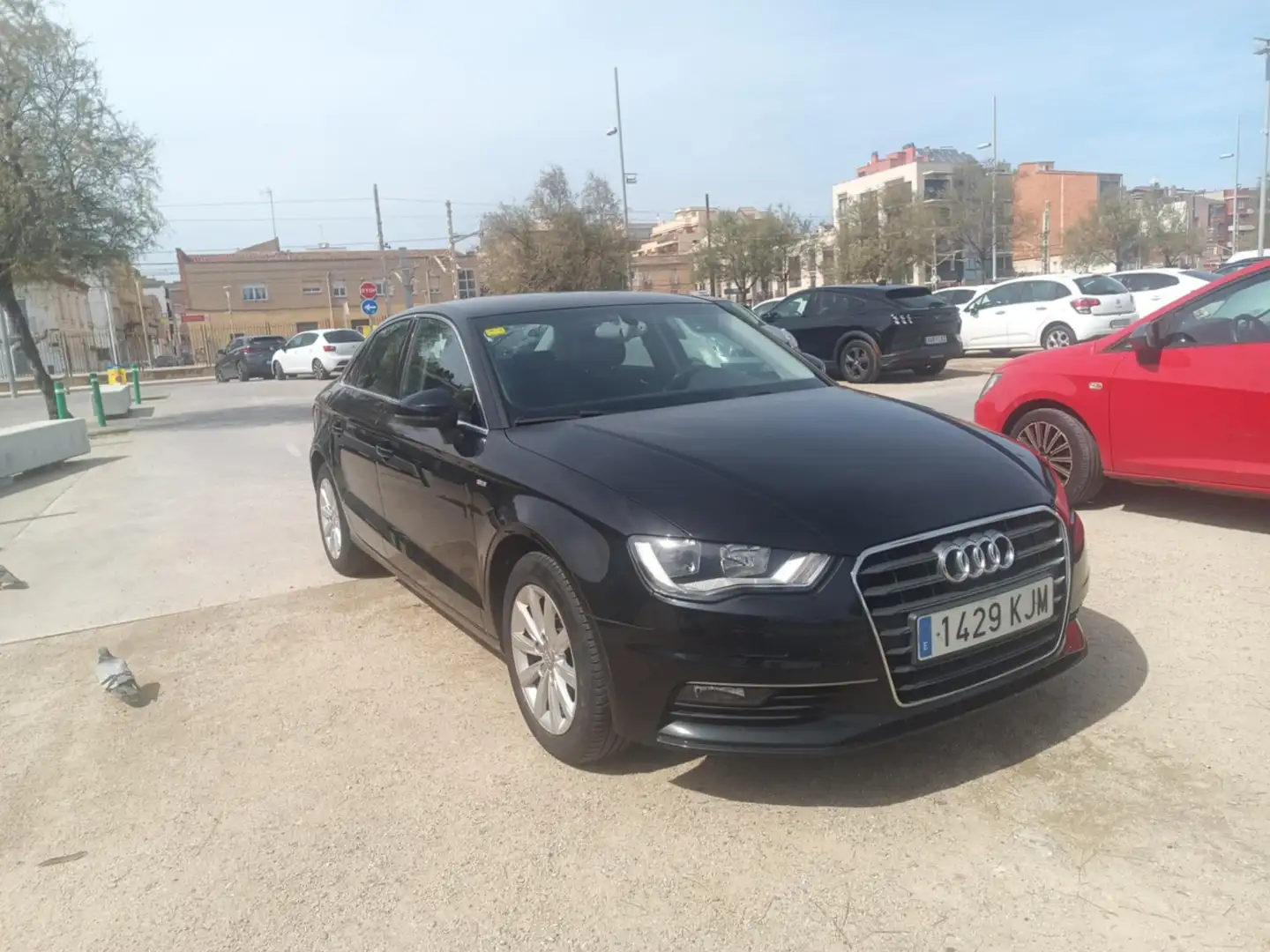 Audi A3 1.6TDI CD S line edition S-Tronic - 2