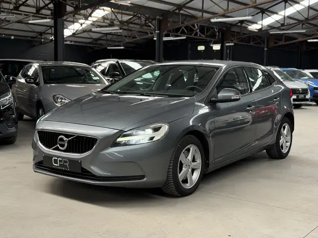 Volvo V40 2.0i * GPS * RADAR AR * CRUISE * CLIM * JANTE