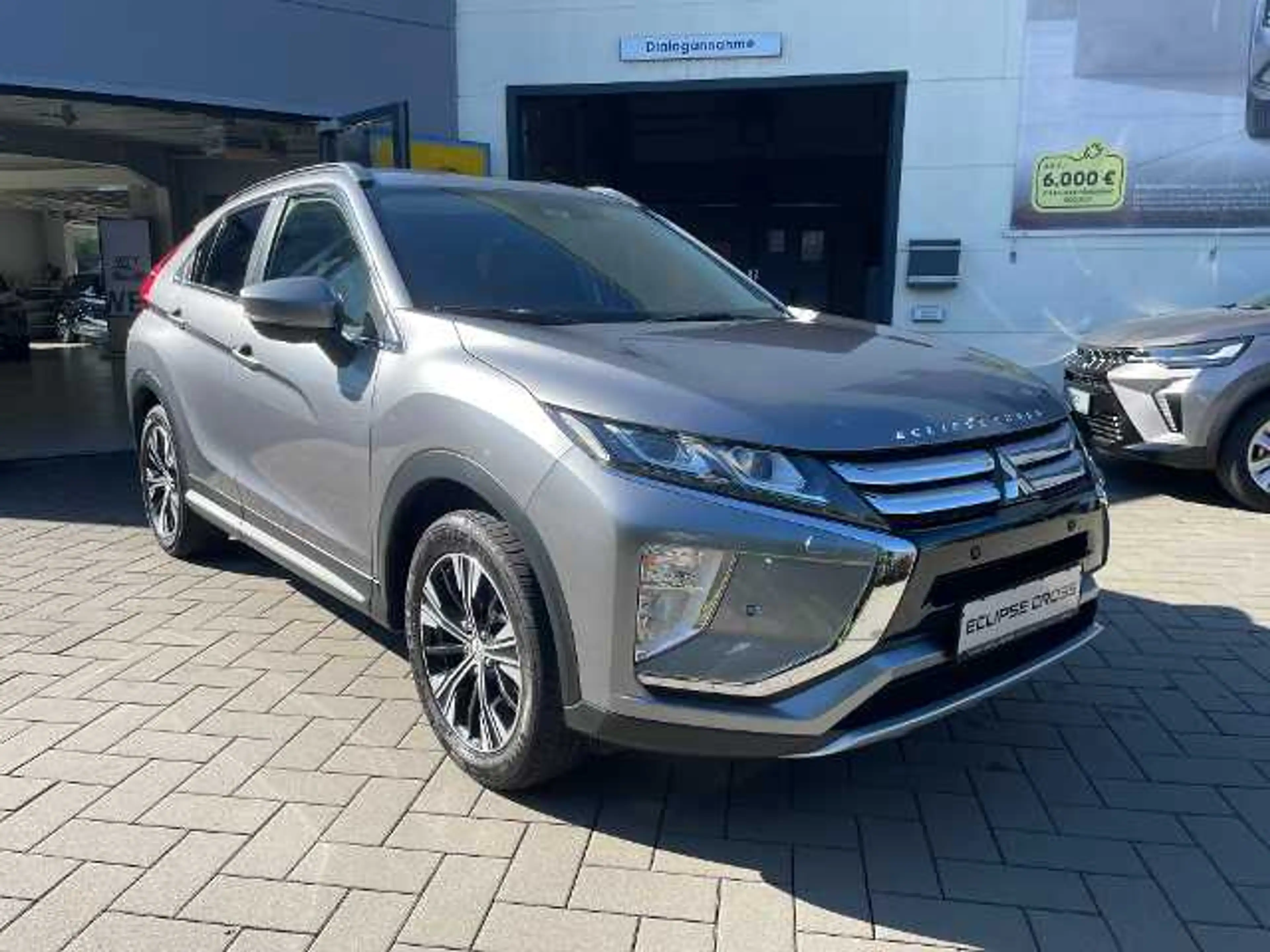Mitsubishi Eclipse Cross TOP Allrad Automatik Navi — photo 2