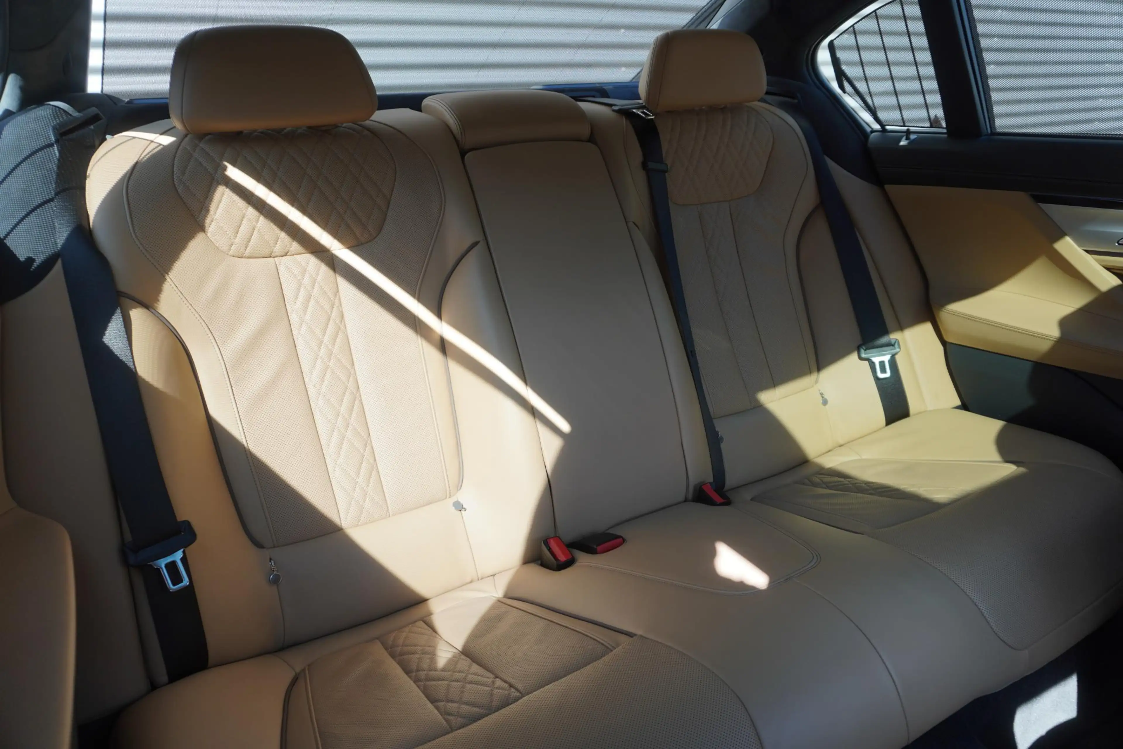 BMW 745 7 Serie Limousine 745Le xDrive High Executive | In — photo 10