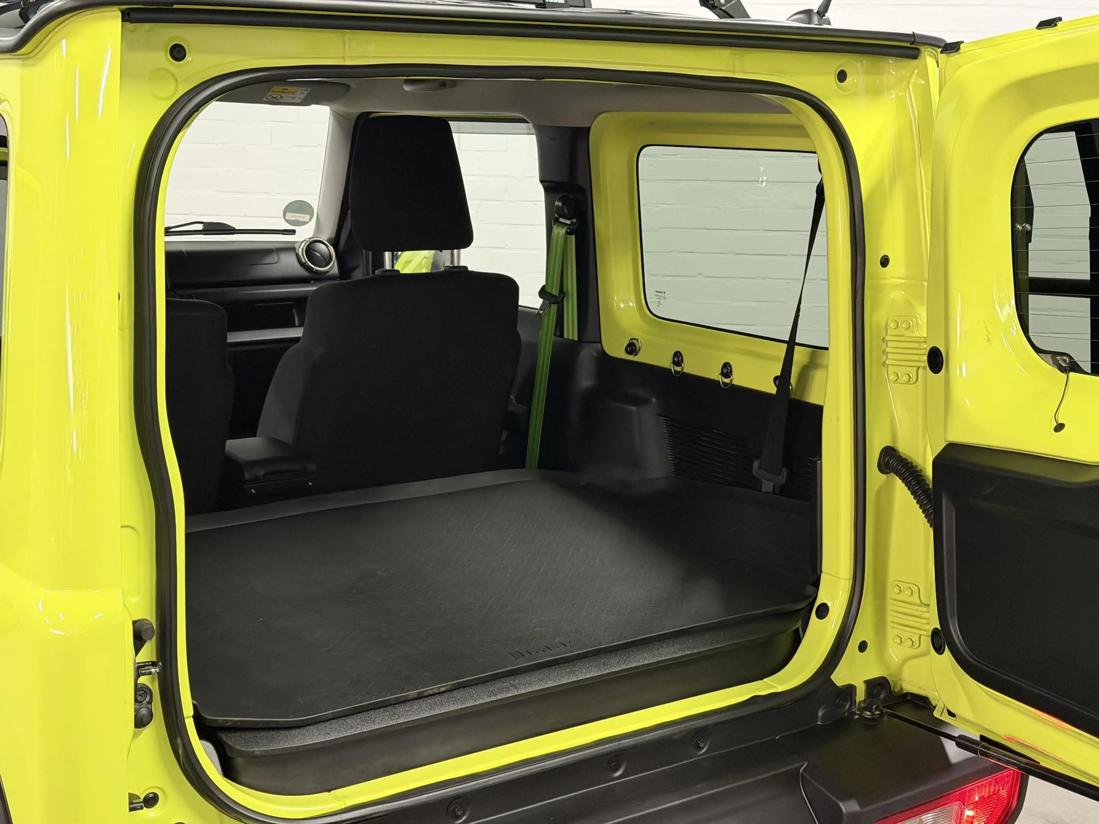 Suzuki Jimny 1.5 Stijl 4 persoons | Trekhaak | Stoelverwarming — photo 12