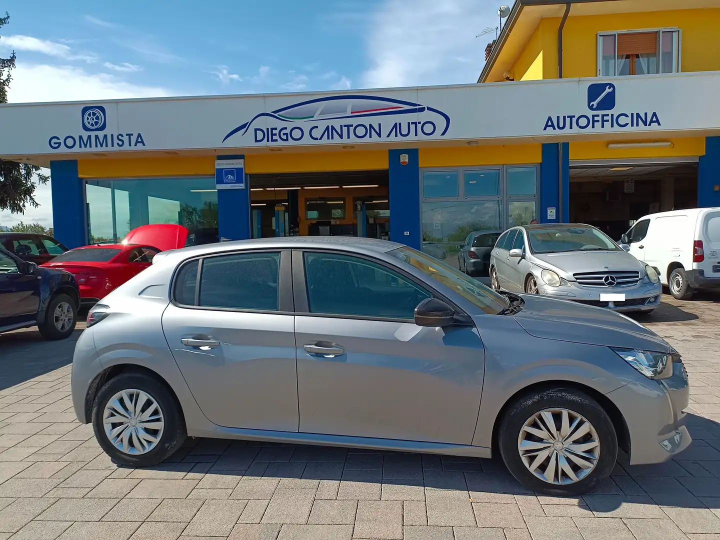 Peugeot 208 1.2 puretech Active s***Neopatentati*** Grigio - 1
