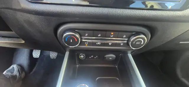 DR Automobiles DR4 view 14