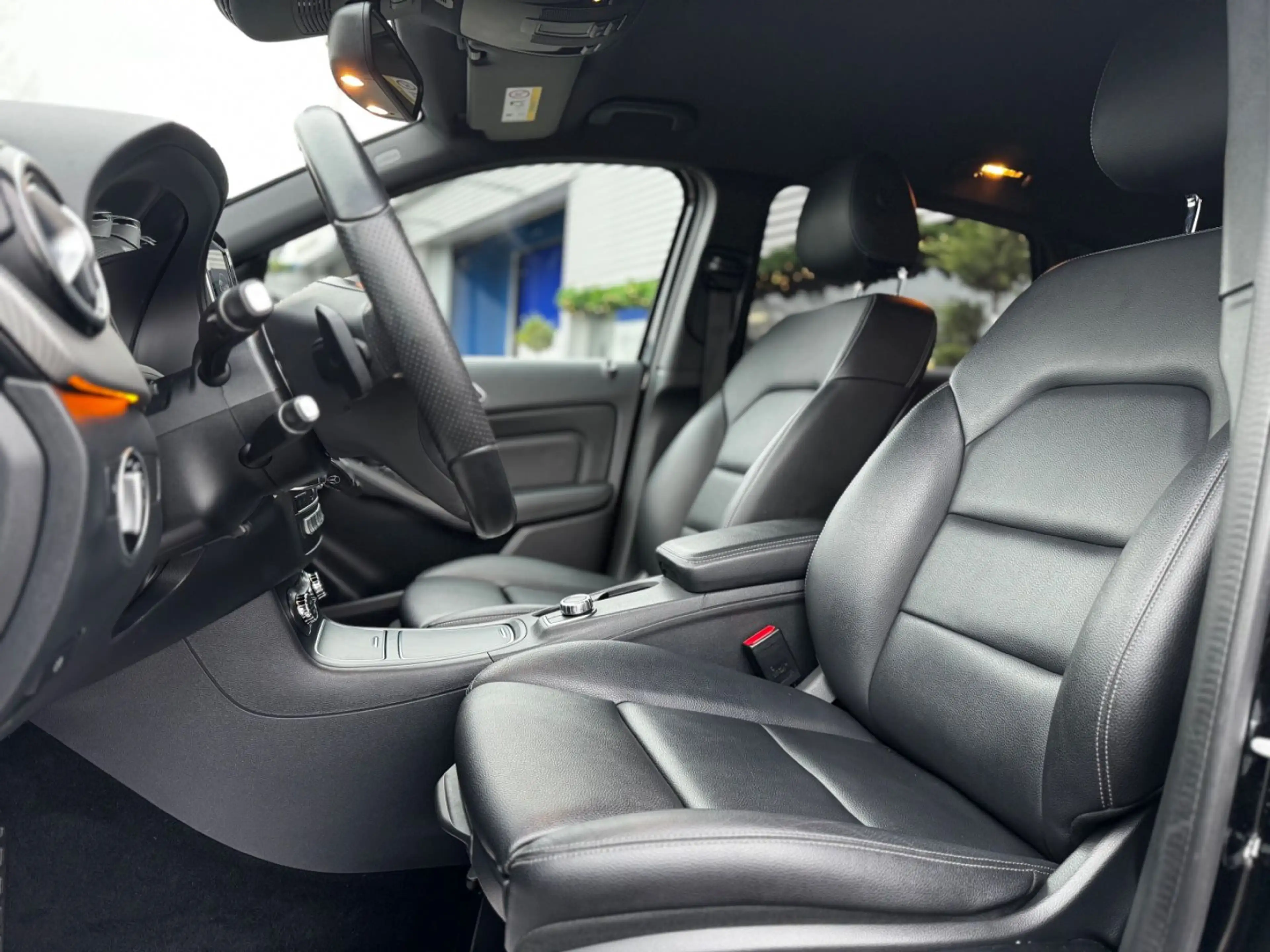 Mercedes-Benz B 180 CDI /VOLLLEDER|PDC|NAVI|LED neuer Motor — photo 8