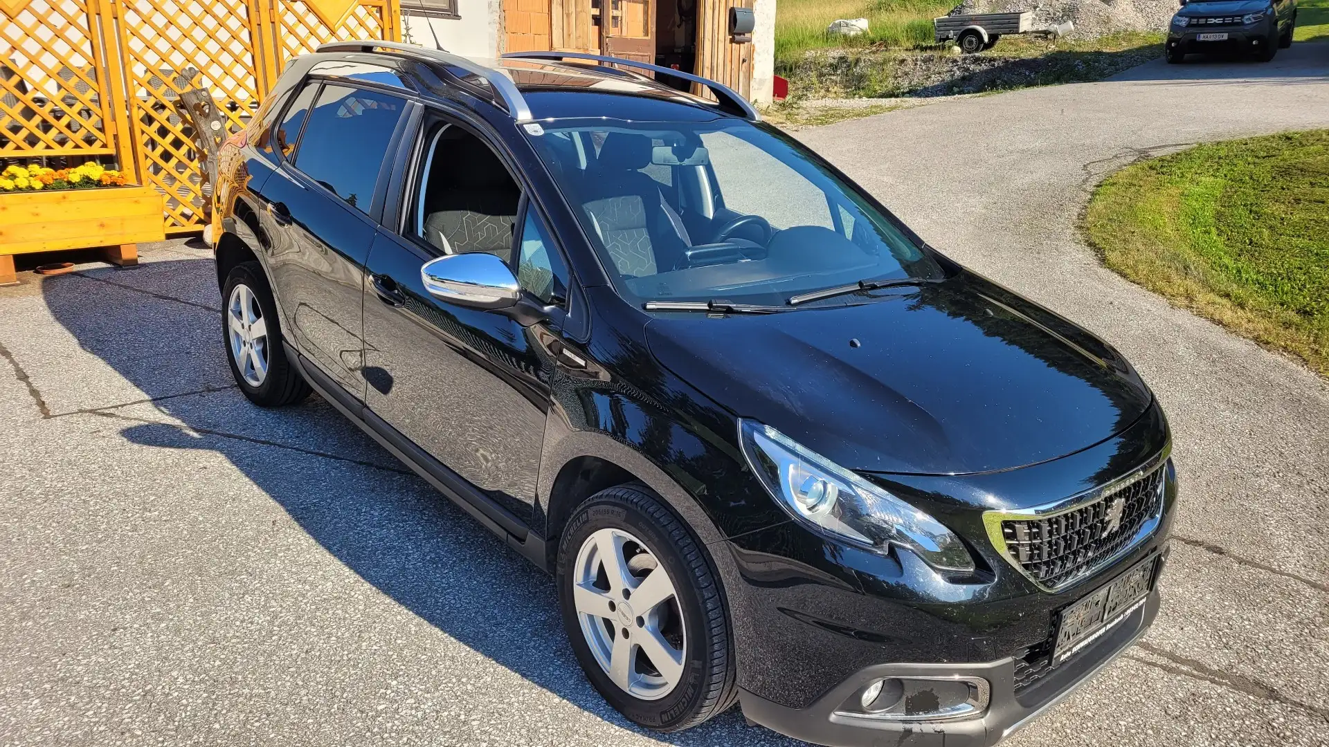 Peugeot 2008 BlueHDi 100 STOP & START Style - 1