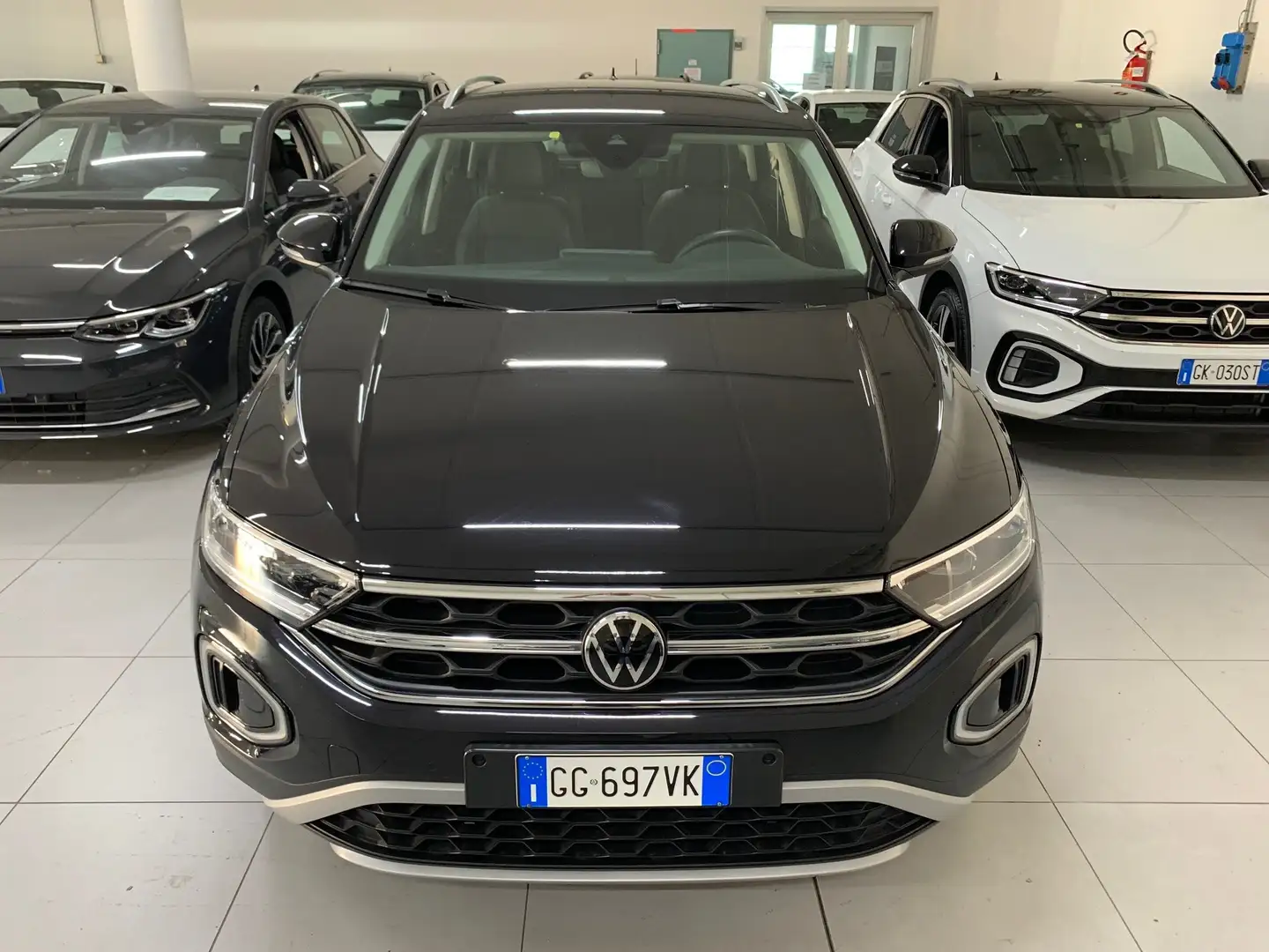 Volkswagen T-Roc 1.0 tsi Style 110cv SOLO 35.000 KM!! Nero - 2