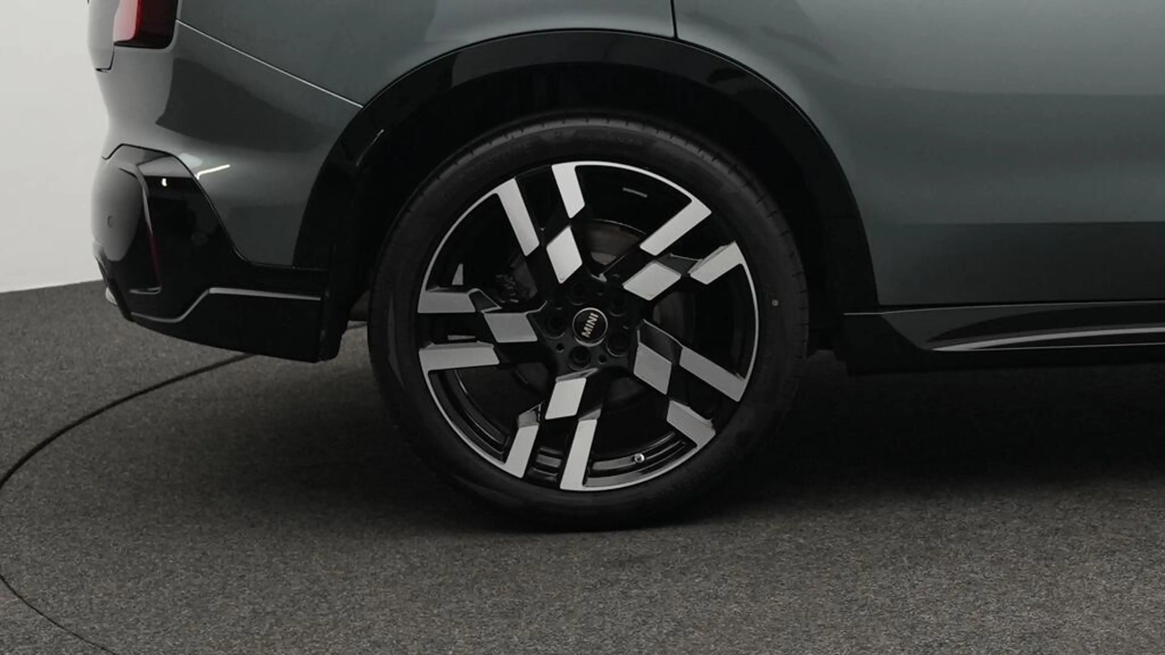 MINI Countryman C John Cooper Works Trim — photo 10