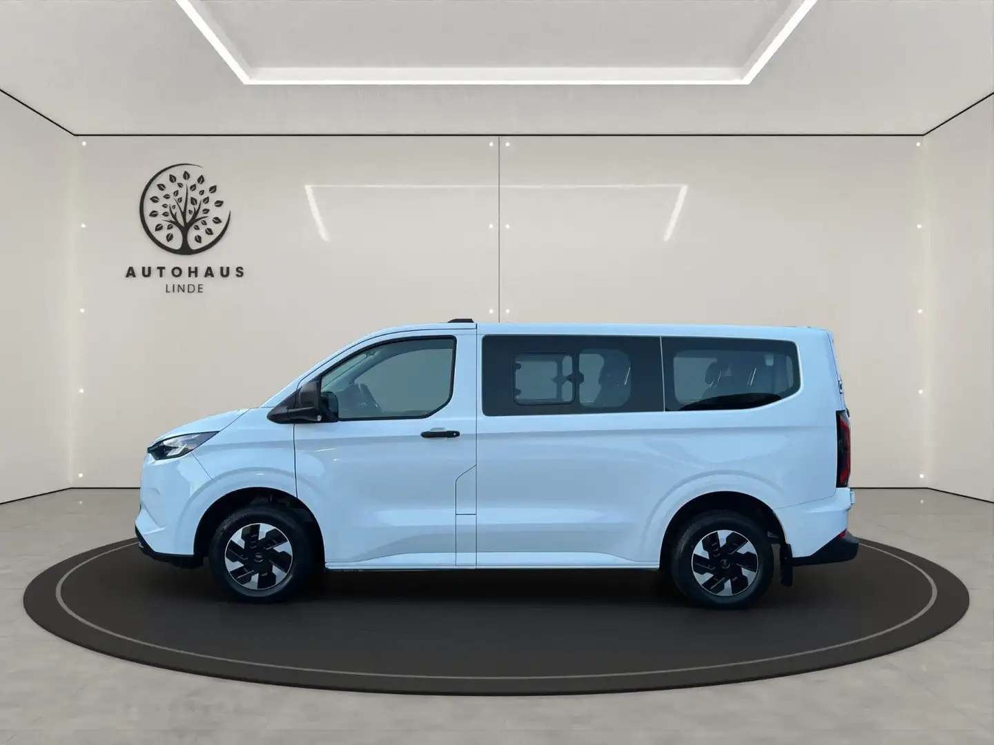 Ford Transit Custom E-Transit 9 Sitze Weiß - 2