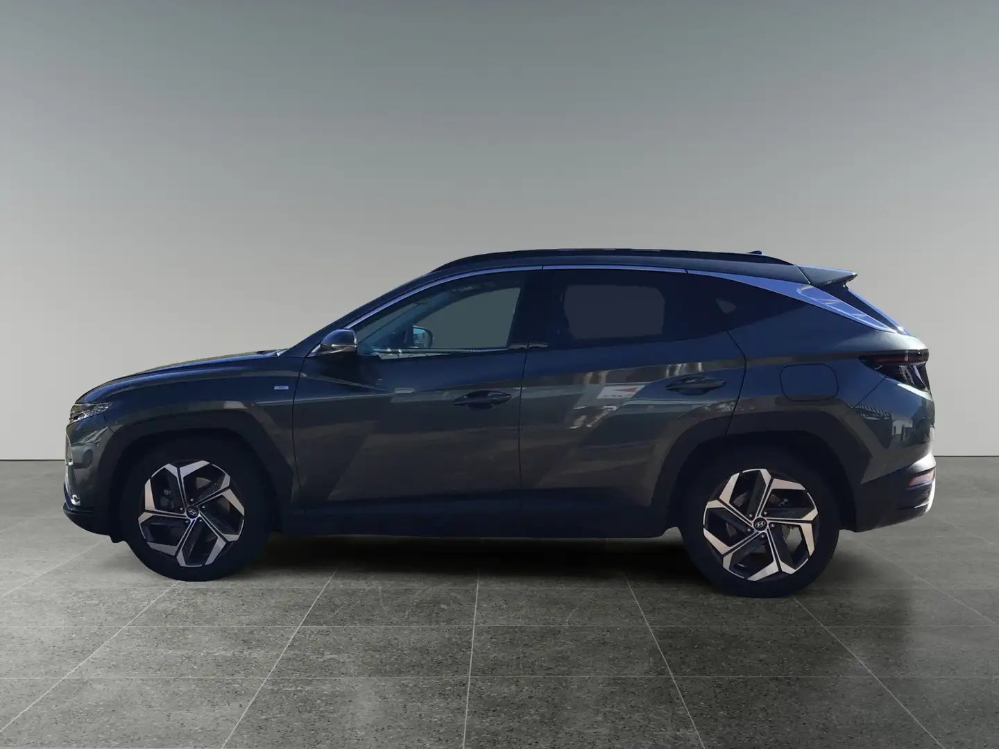 Hyundai TUCSON 1,6 CRDI 4WD Prestige Line 8-fach bereift! AHK Grau - 2
