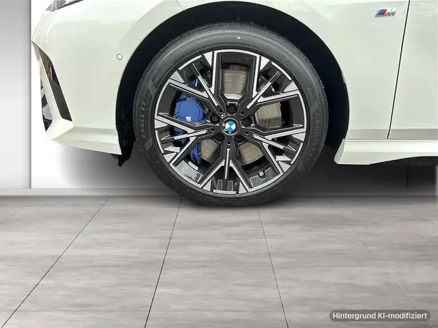 BMW M view 6