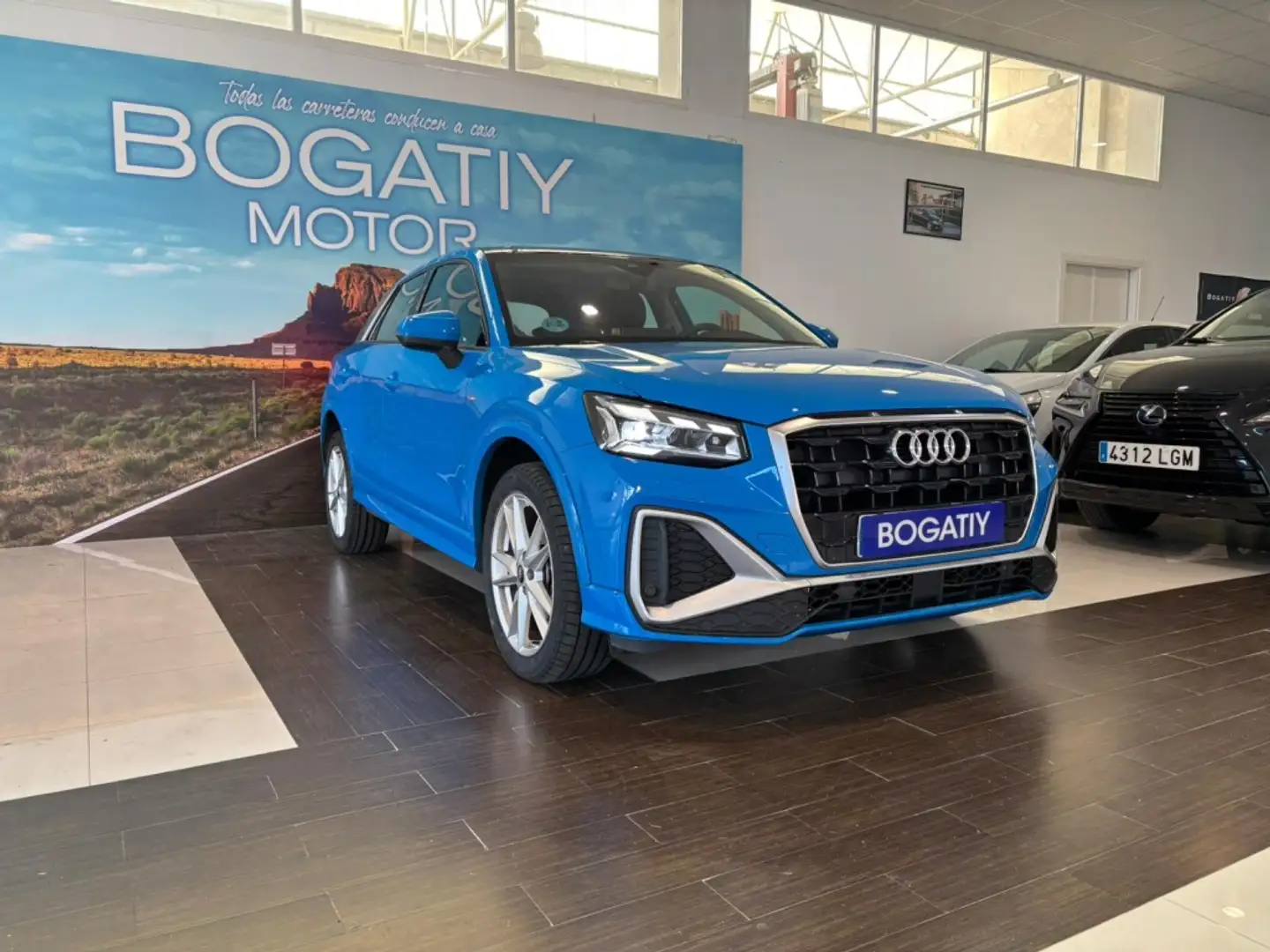 Audi Q2 30 TDI S line 85kW Bleu - 2