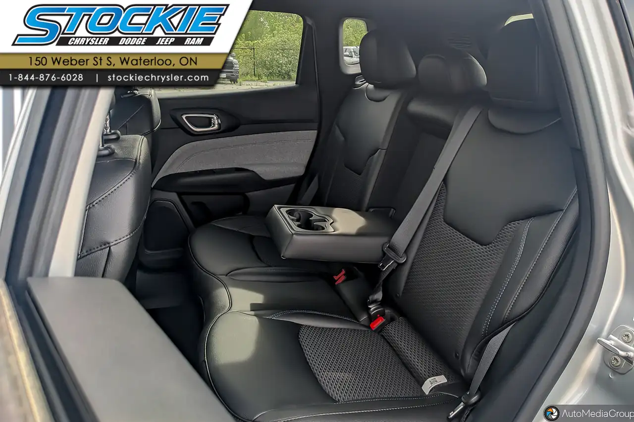 Jeep Compass снимка Jeep Compass