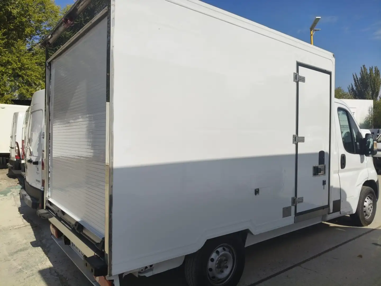 Fiat Ducato FIAT Industrial Manual de 4 Puertas Blanco - 1