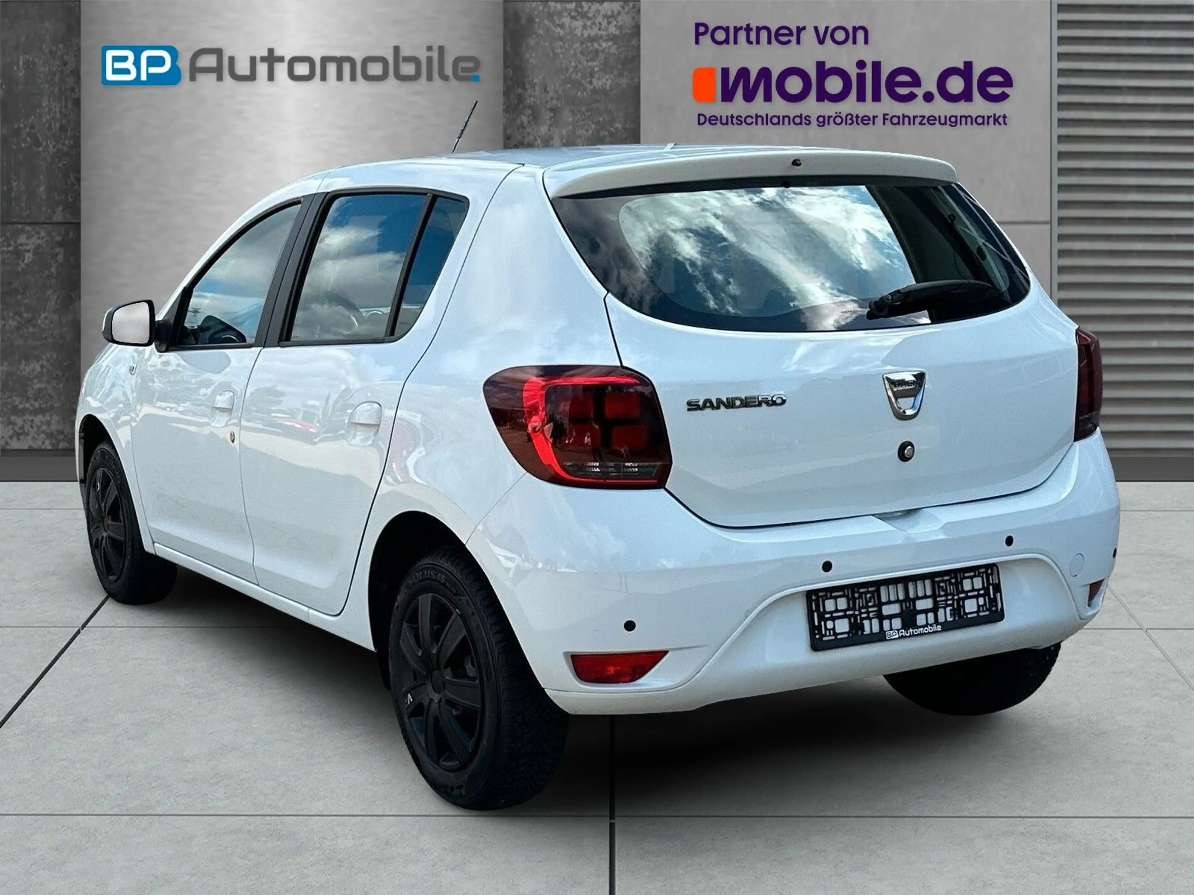 Dacia Sandero II Essentiel *LED*KLIMA*PDC*35TKM* — photo 8
