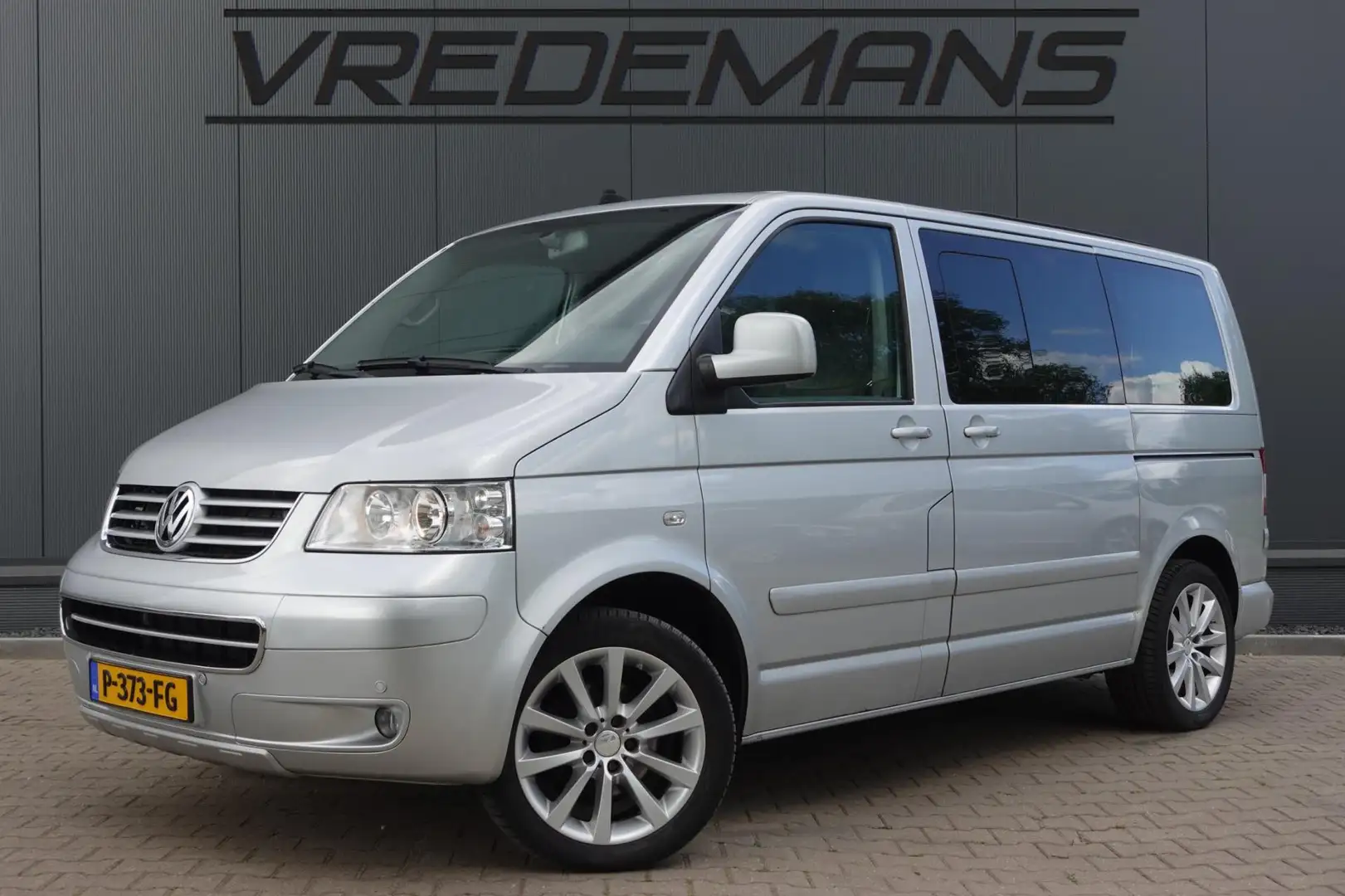 Volkswagen MULTIVAN TDI KAMPEERAUTO/CAMPER Grijs - 1
