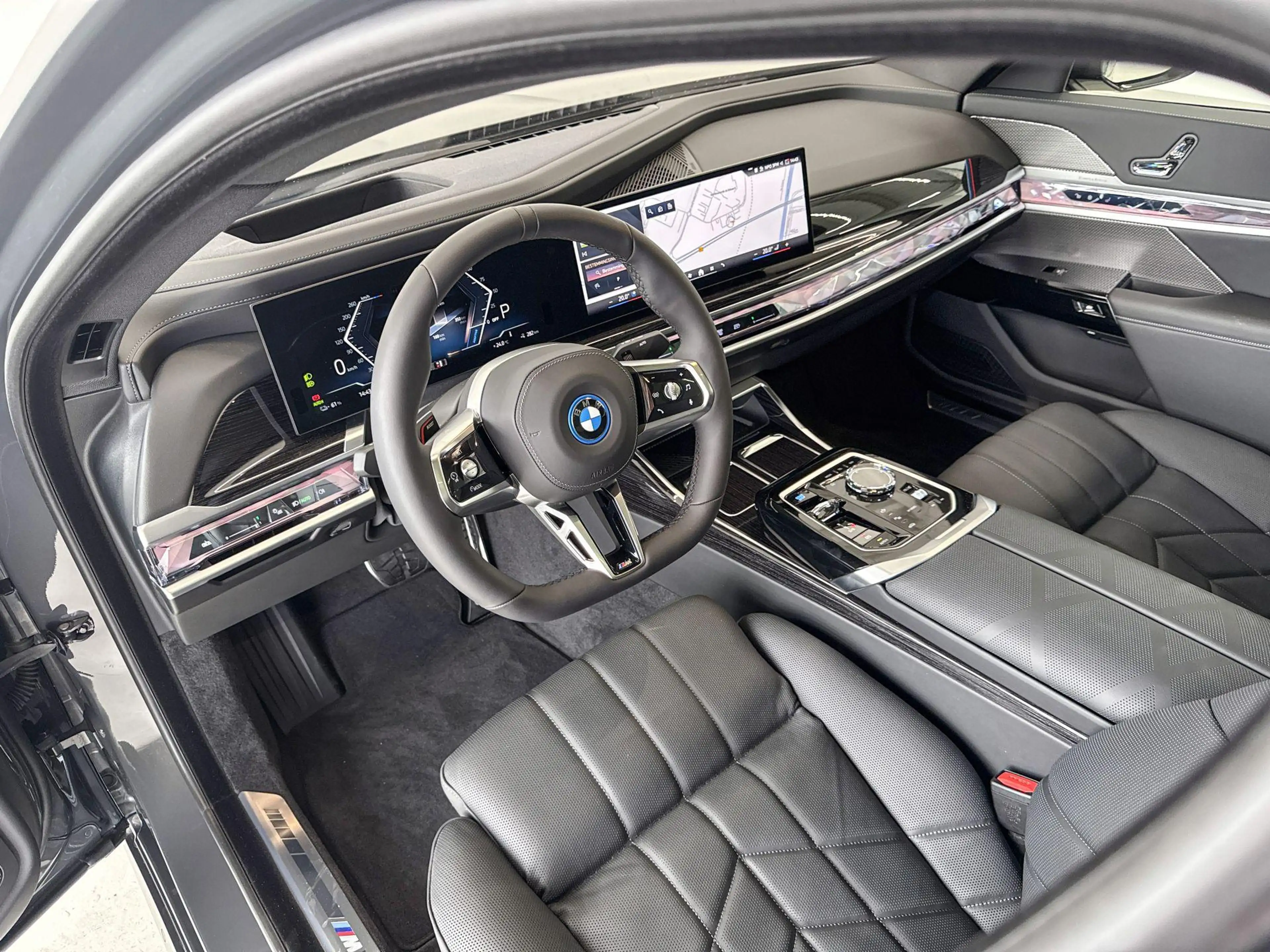 BMW i7 eDrive50 Privilege Edition M Sportpakket Pro — photo 11
