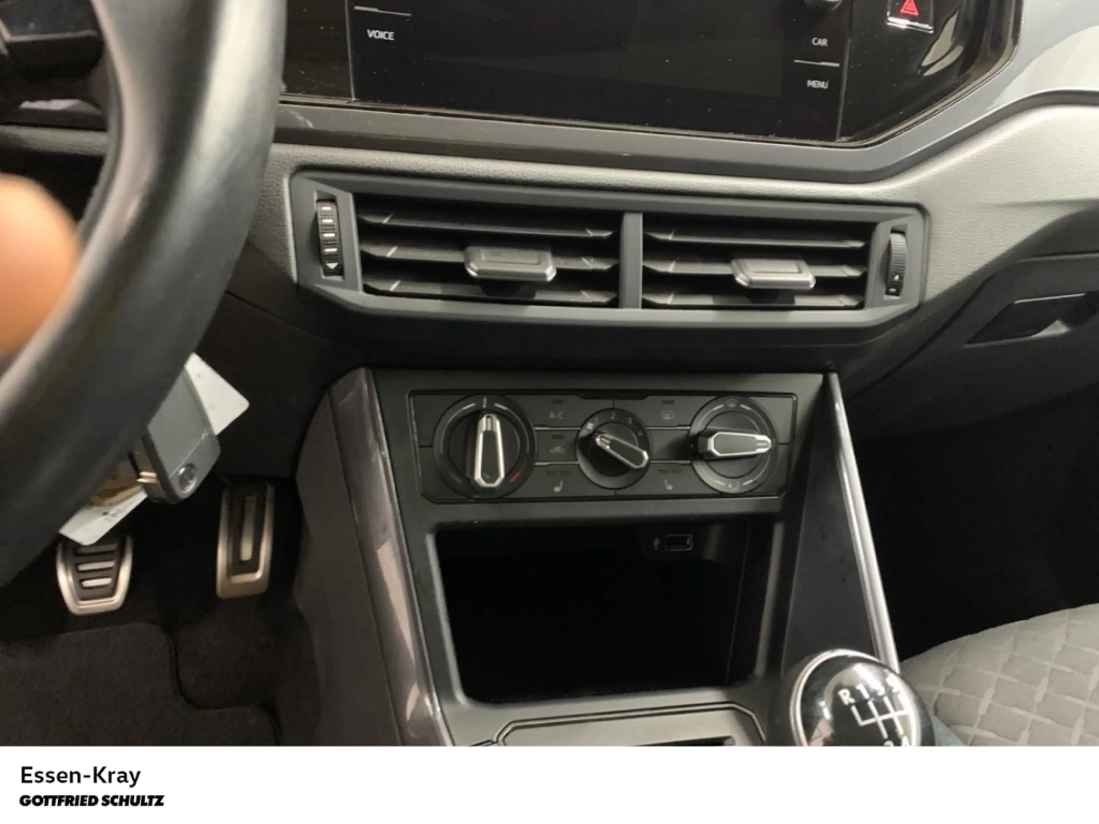 Volkswagen Polo IQ.DRIVE 1.0 Pano Navi Klima — photo 15