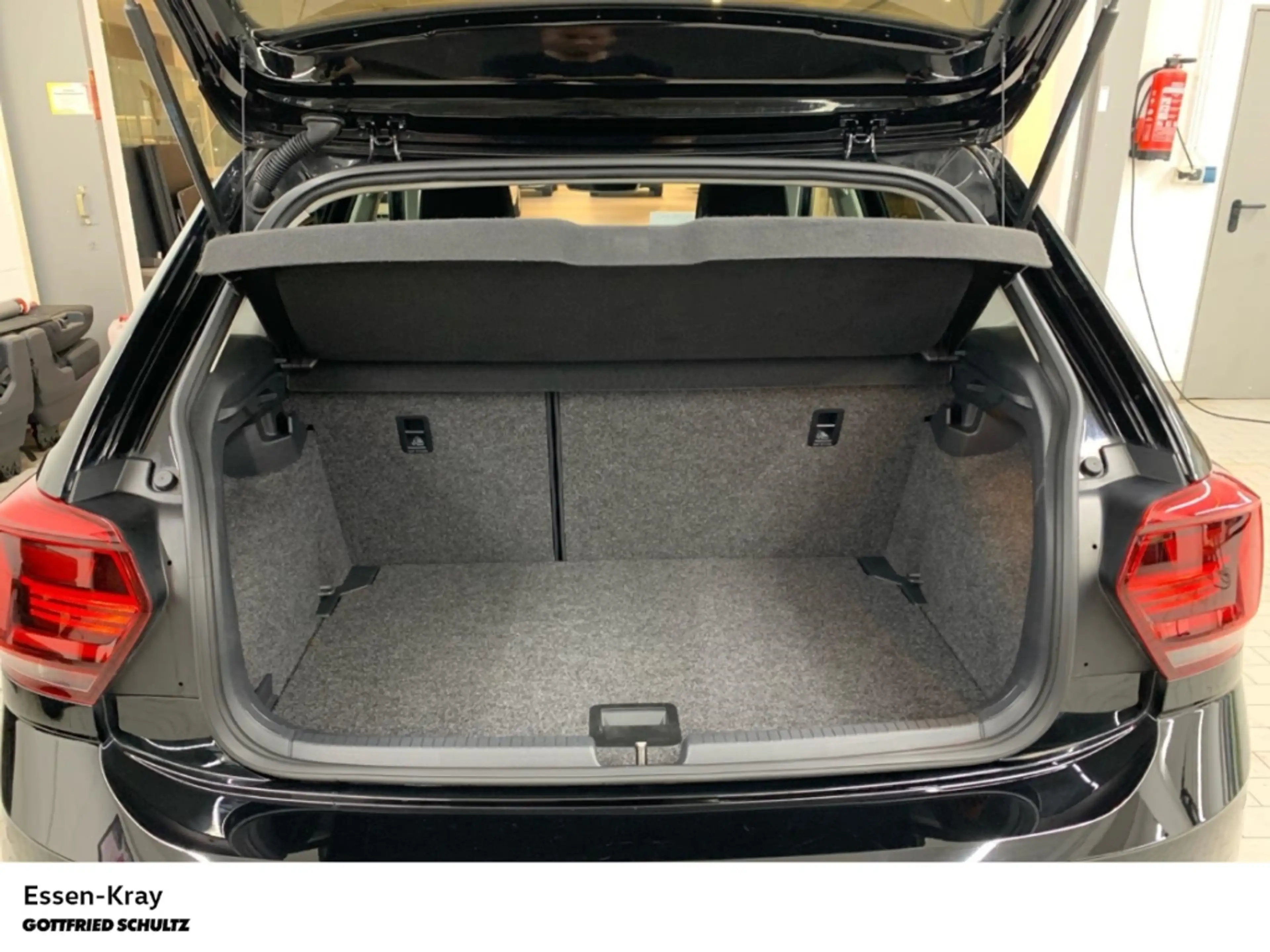 Volkswagen Polo IQ.DRIVE 1.0 Pano Navi Klima — photo 8