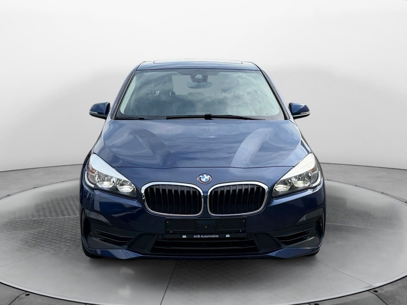BMW 218 i Active Tourer Advantage PANO PDC DAB — photo 8