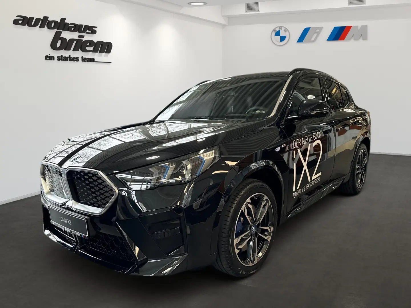 BMW iX2 xDrive30, M Sportpaket, ABVERKAUF Noir - 1