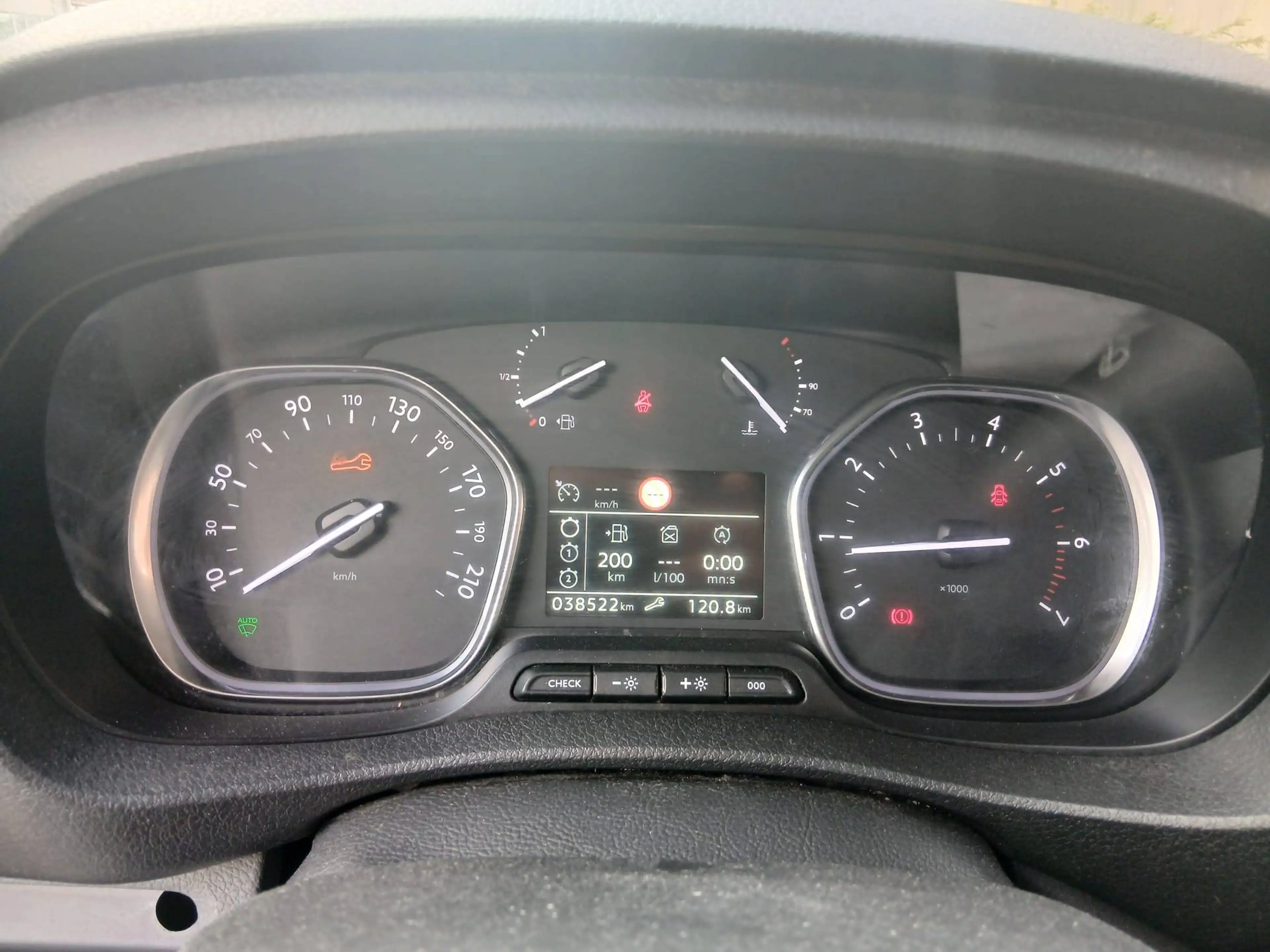 Peugeot Expert 1.6 BlueHDi L1 Compact Premium * CARPLAY * CAPT ARR * BLTHT * 280 X 60 MOIS * — photo 8