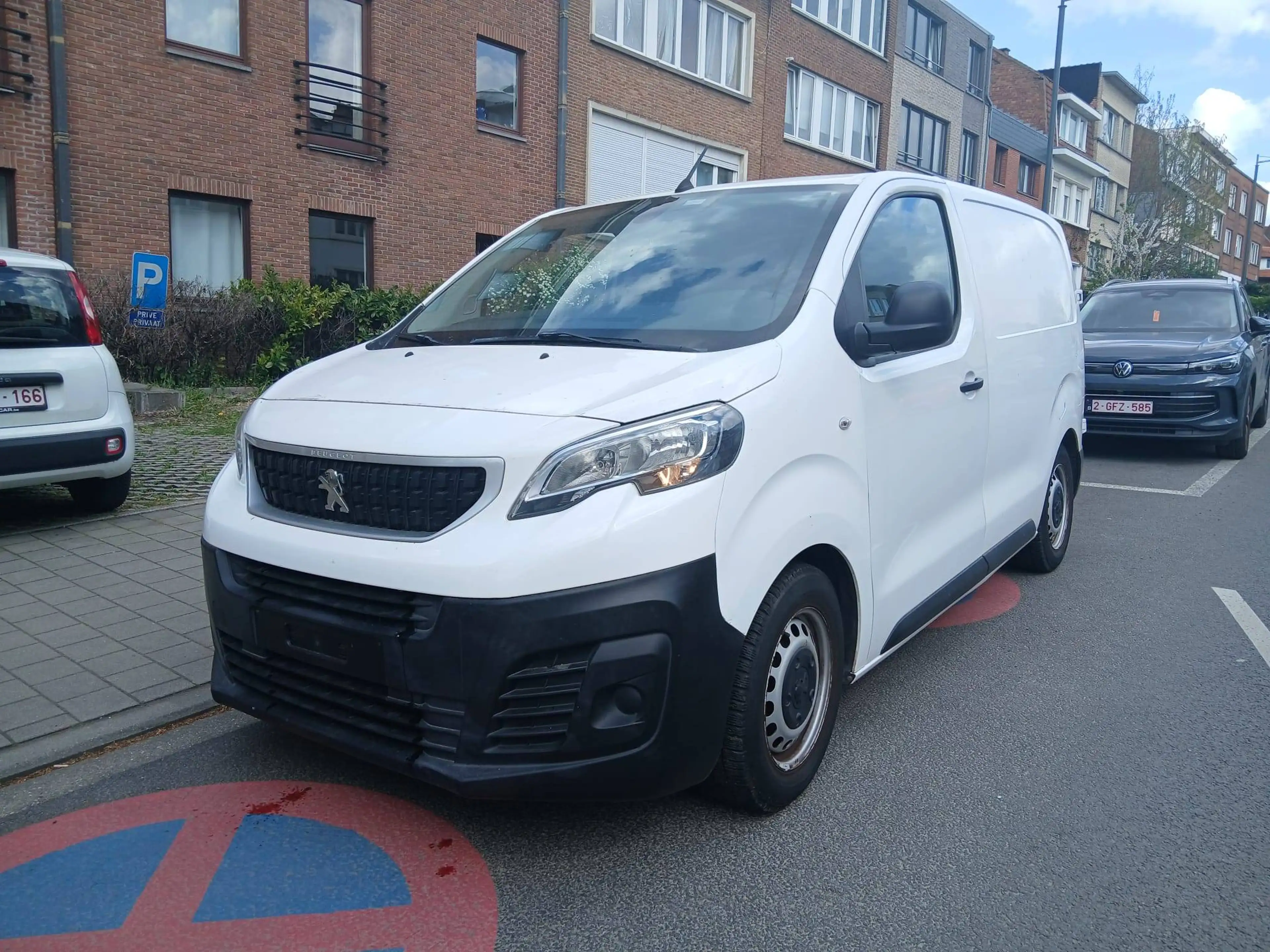 Peugeot Expert 1.6 BlueHDi L1 Compact Premium * CARPLAY * CAPT ARR * BLTHT * 280 X 60 MOIS *