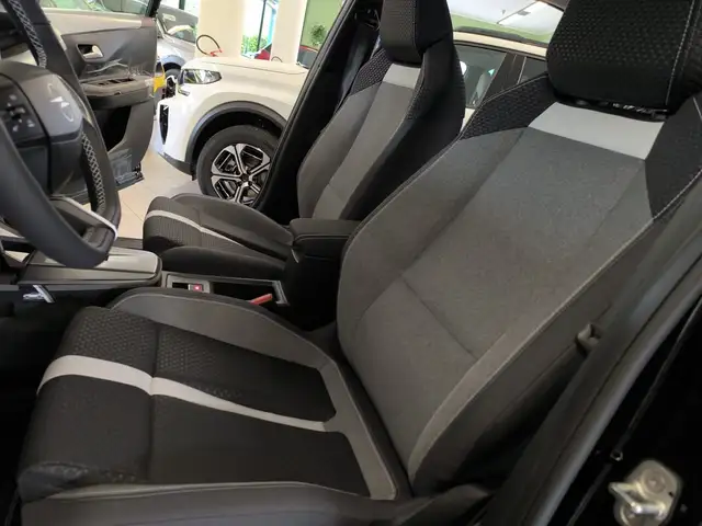 Opel Frontera view 13