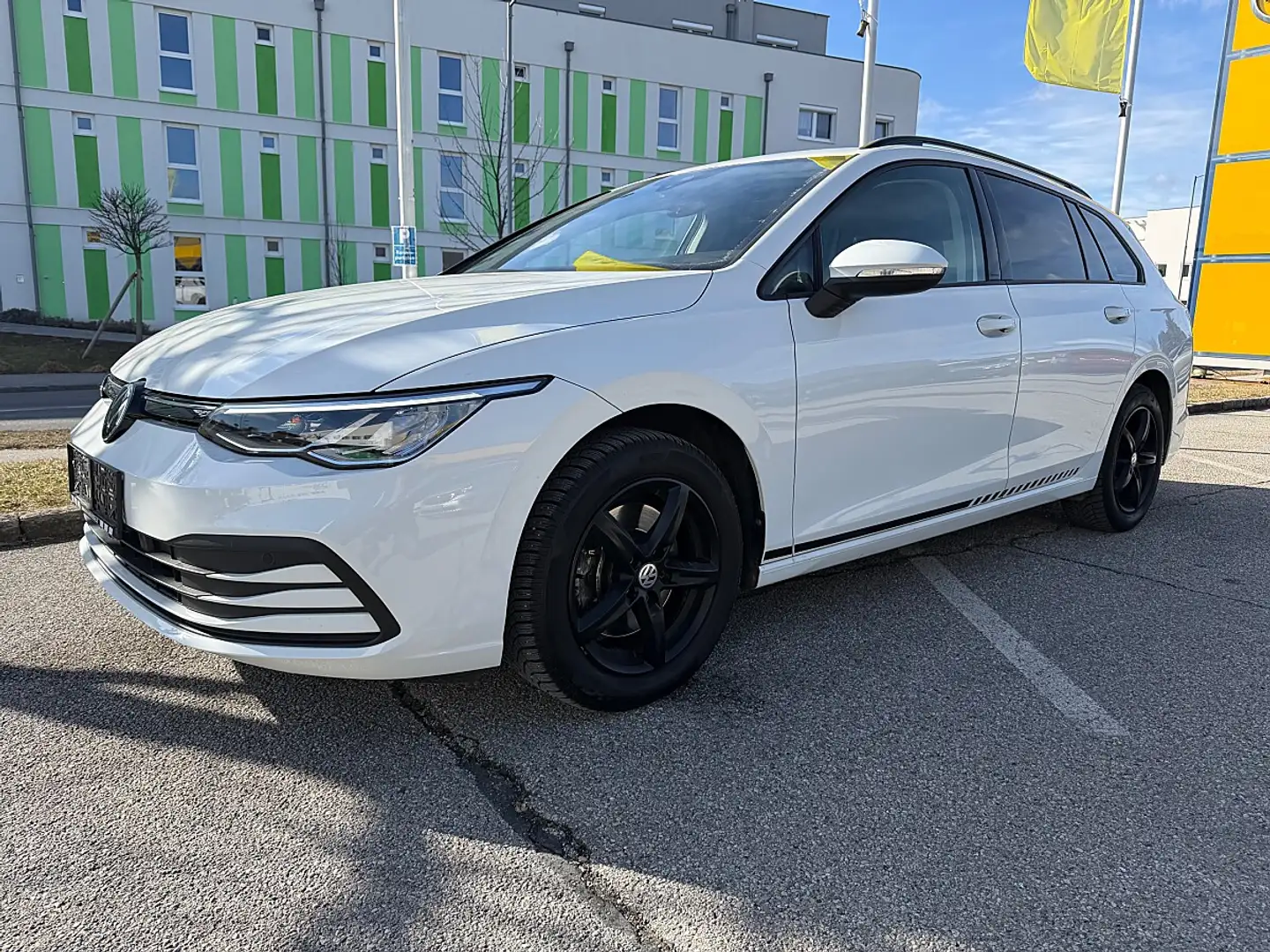 Volkswagen Golf Variant 2,0 TDI Life DSG Weiß - 1