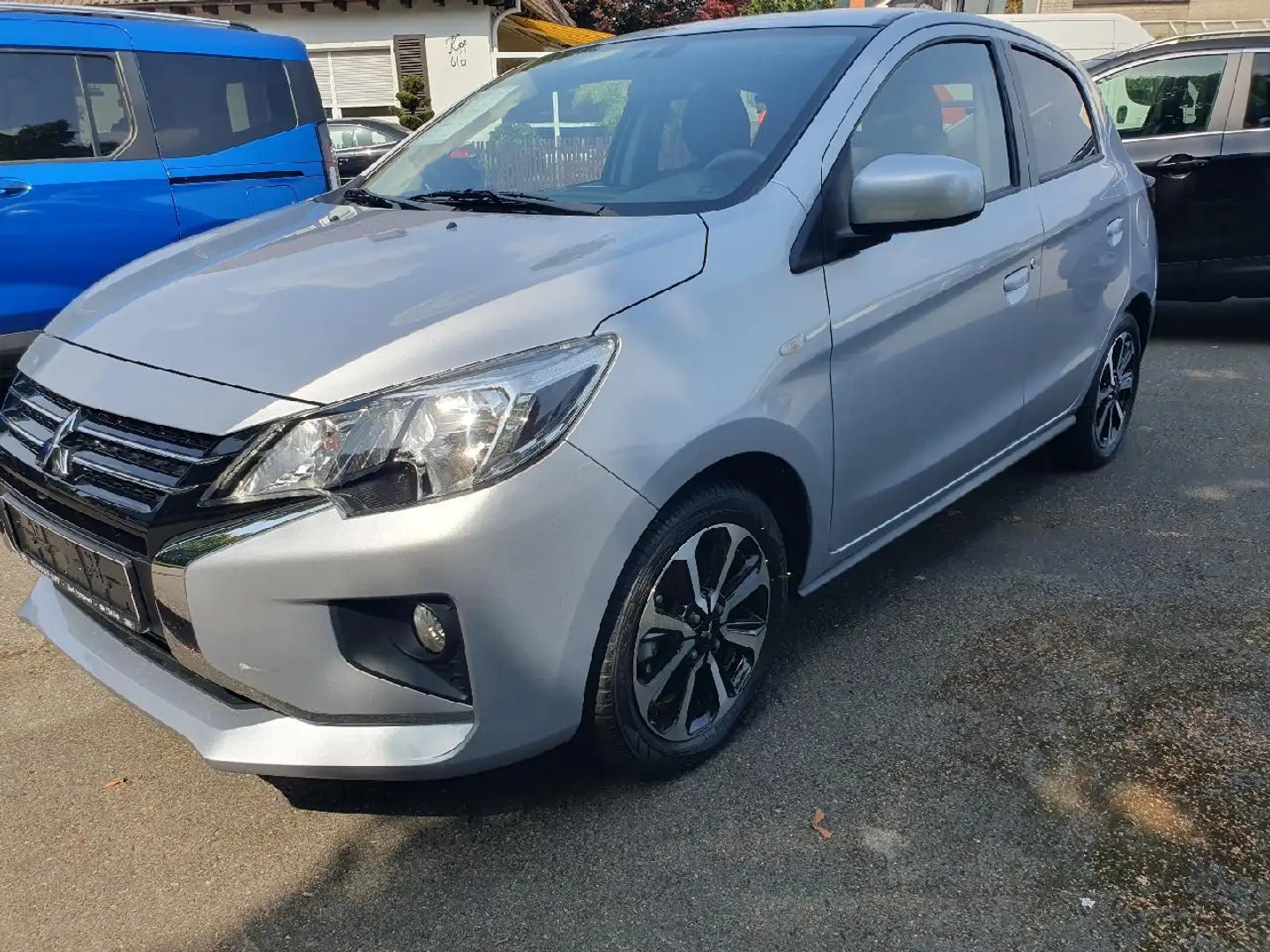 Mitsubishi Space Star Select+ AUTOMATIK Gris - 1