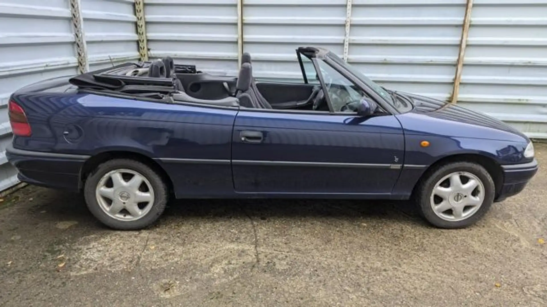 Opel Astra F Cabriolet*Automatik*1 Hand*49.909 Km* Blu/Azzurro - 1