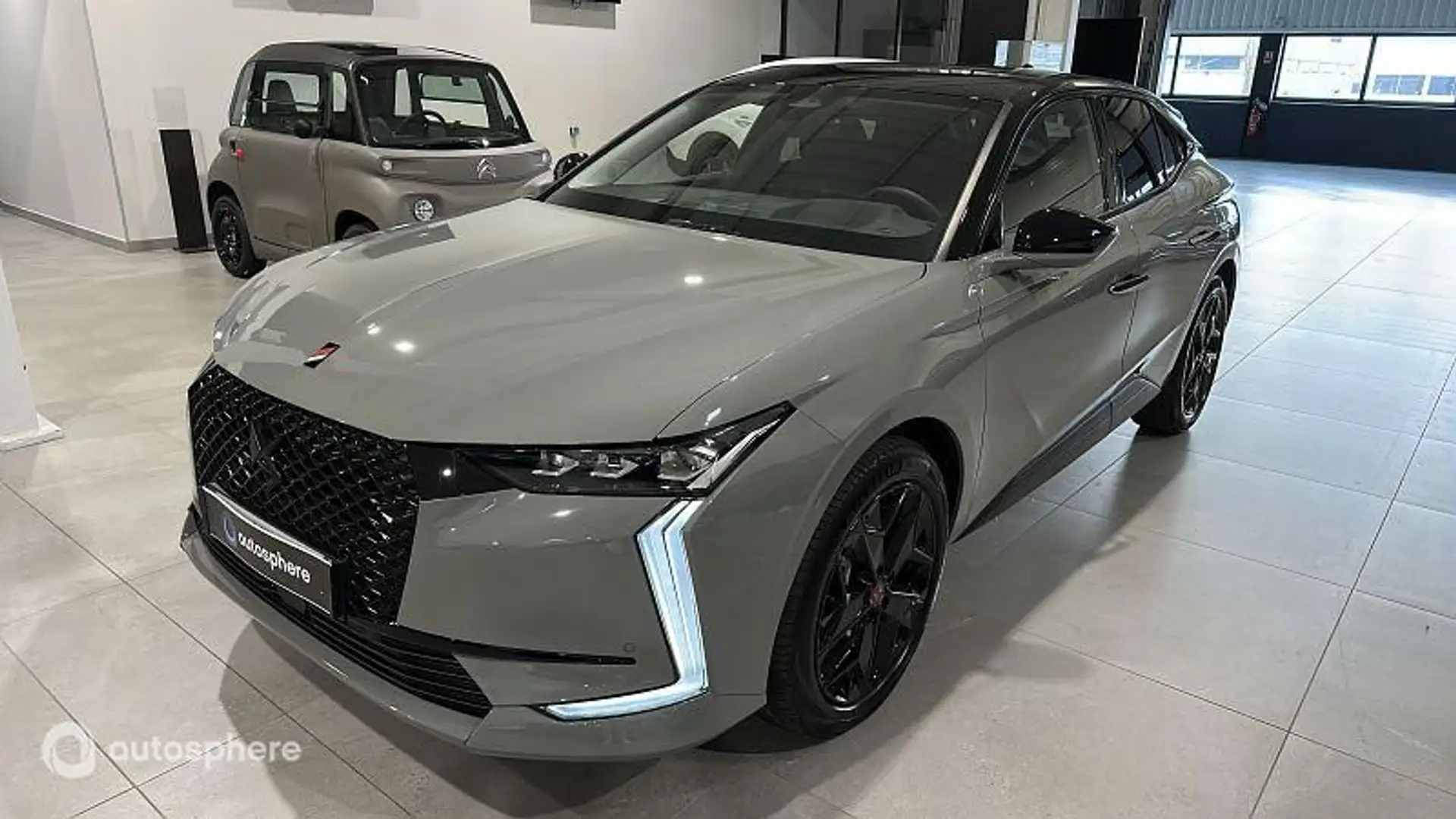 DS Automobiles DS 4 E-TENSE 225ch Performance Line + - 1