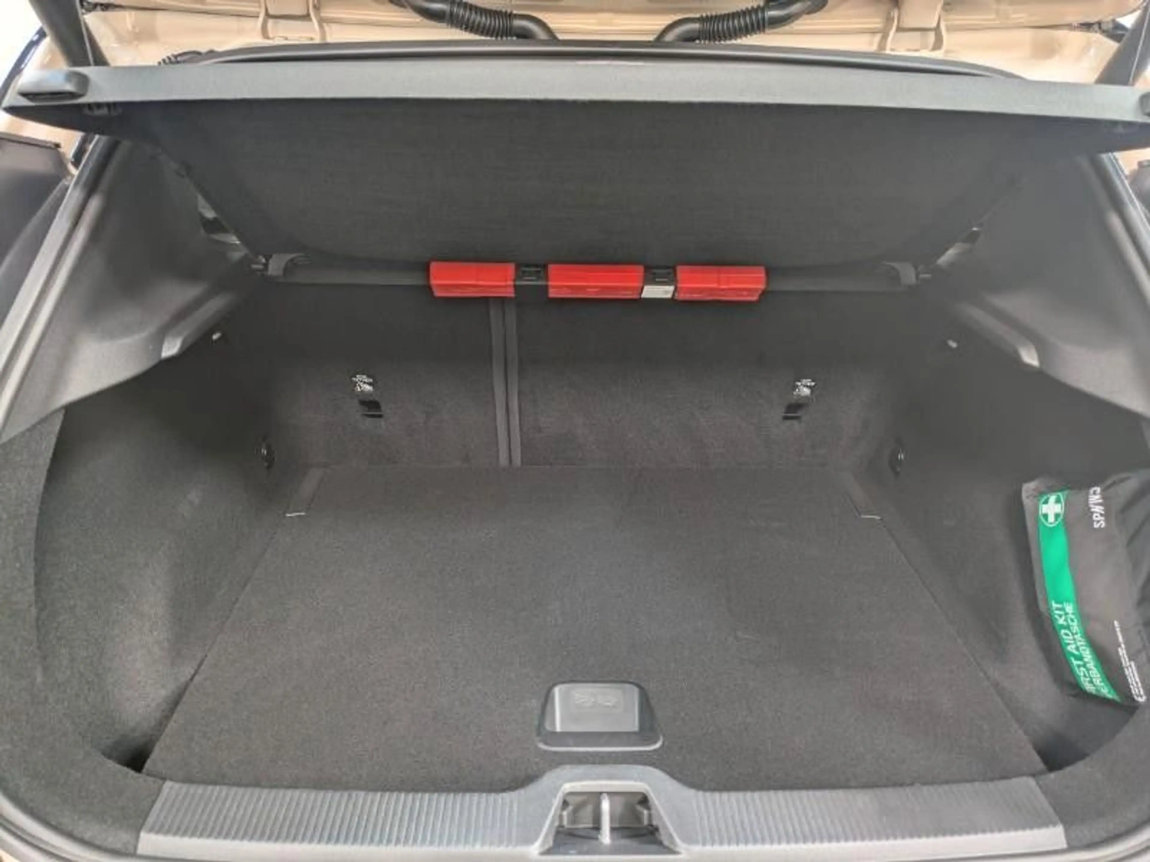 Volvo EX30 Cross C. Ultra Twin M./AHK/Experience P./+ — photo 11