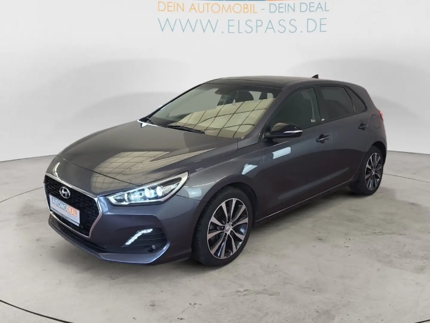 Hyundai i30 YES! Plus ALLWETTER NAV LED KAMERA SITZ.HZG TEMPOM Grau - 2