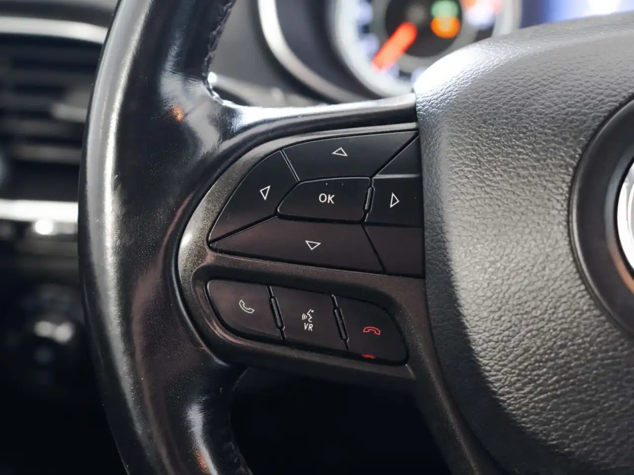 Jeep Cherokee снимка Jeep Cherokee
