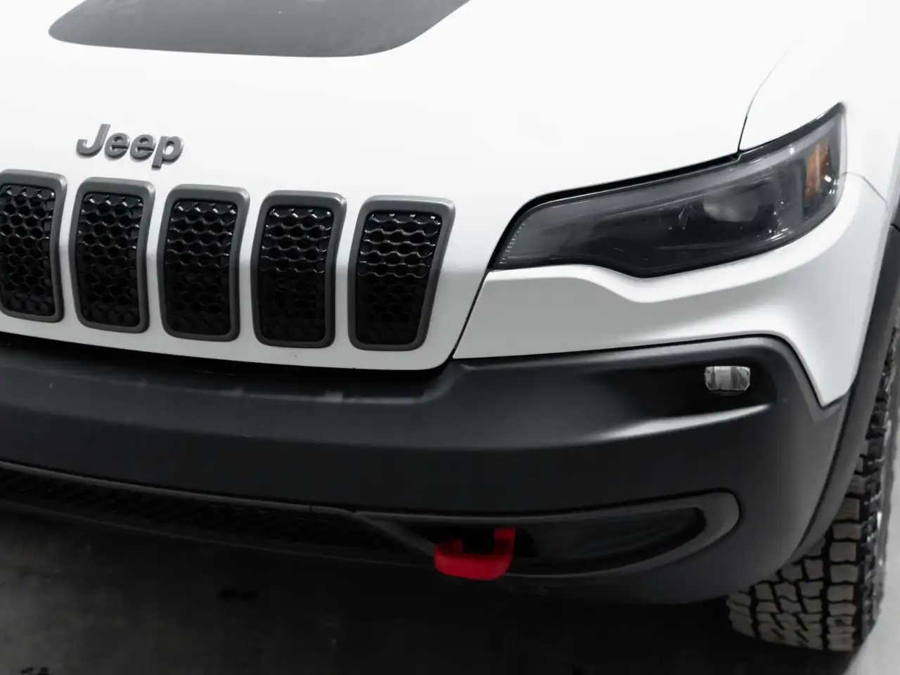 Jeep Cherokee снимка Jeep Cherokee