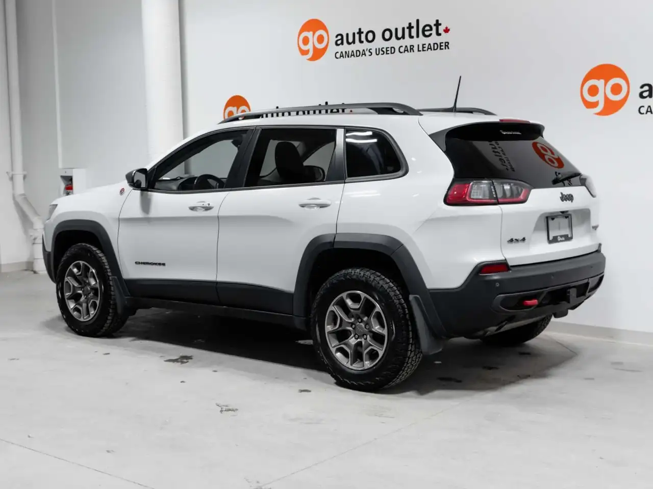 Jeep Cherokee снимка Jeep Cherokee