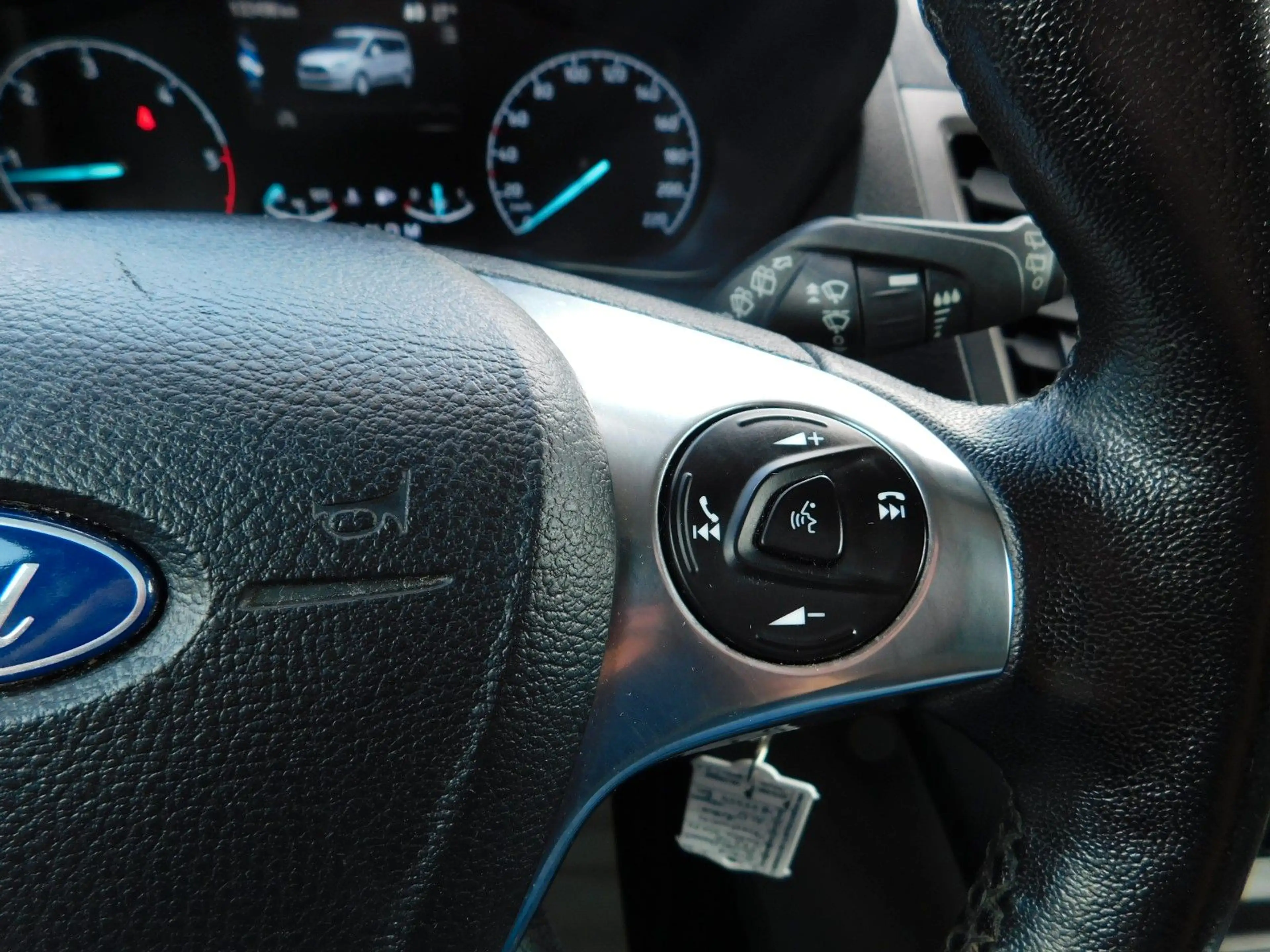 Ford Grand Tourneo Grand TOURNEO CONNECT L2 1.5 EcoBlue+NAV+AHK+RFK — photo 12