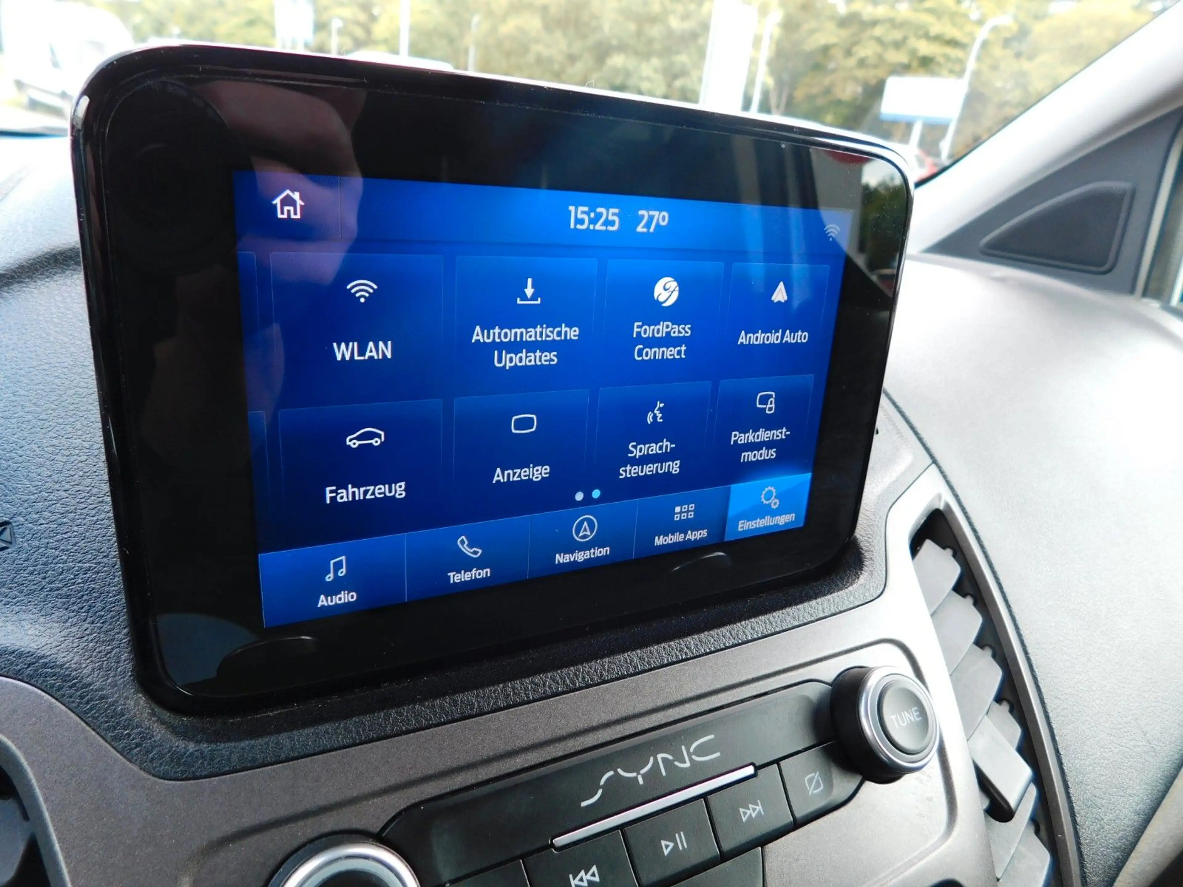 Ford Grand Tourneo Grand TOURNEO CONNECT L2 1.5 EcoBlue+NAV+AHK+RFK — photo 15