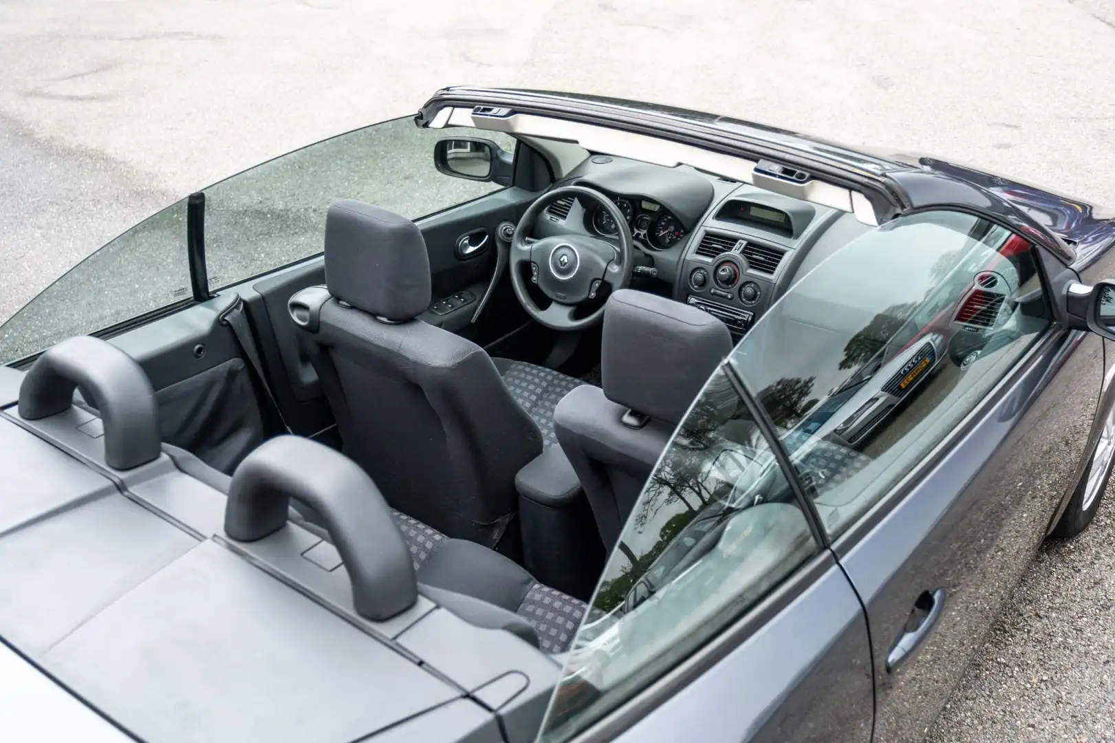 Renault Megane Coupé-Cabriolet 1.6-16V Authentique I zeer netjes Grijs - 2