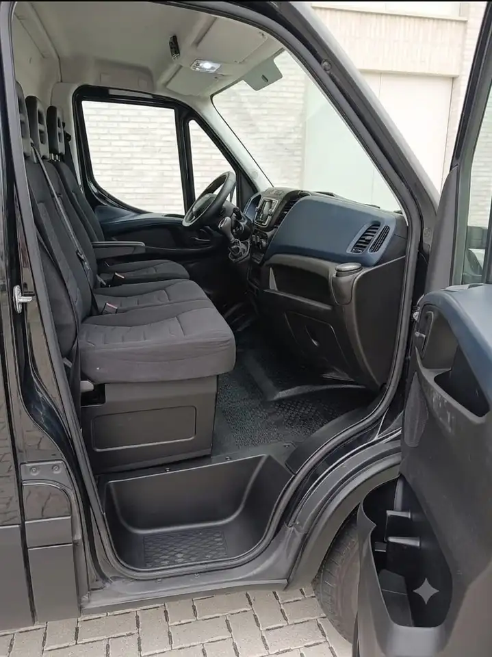 Iveco Daily 2021 — фото 12