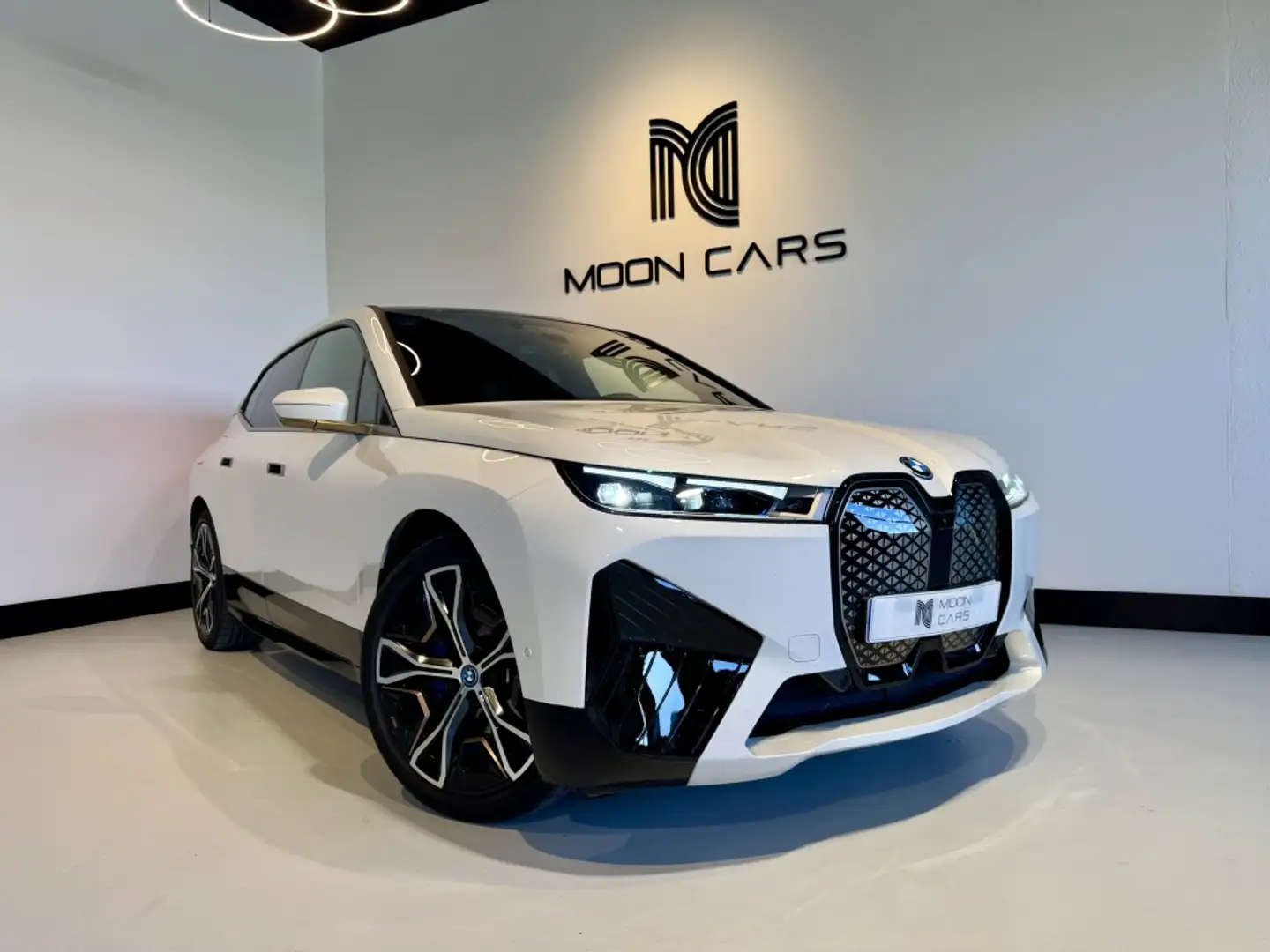 BMW iX xDrive 50 Blanco - 1