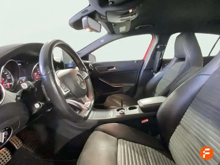 Mercedes-Benz GLA 180 X156 2019, foto 14