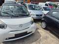 Toyota iQ + Weiß - thumbnail 1