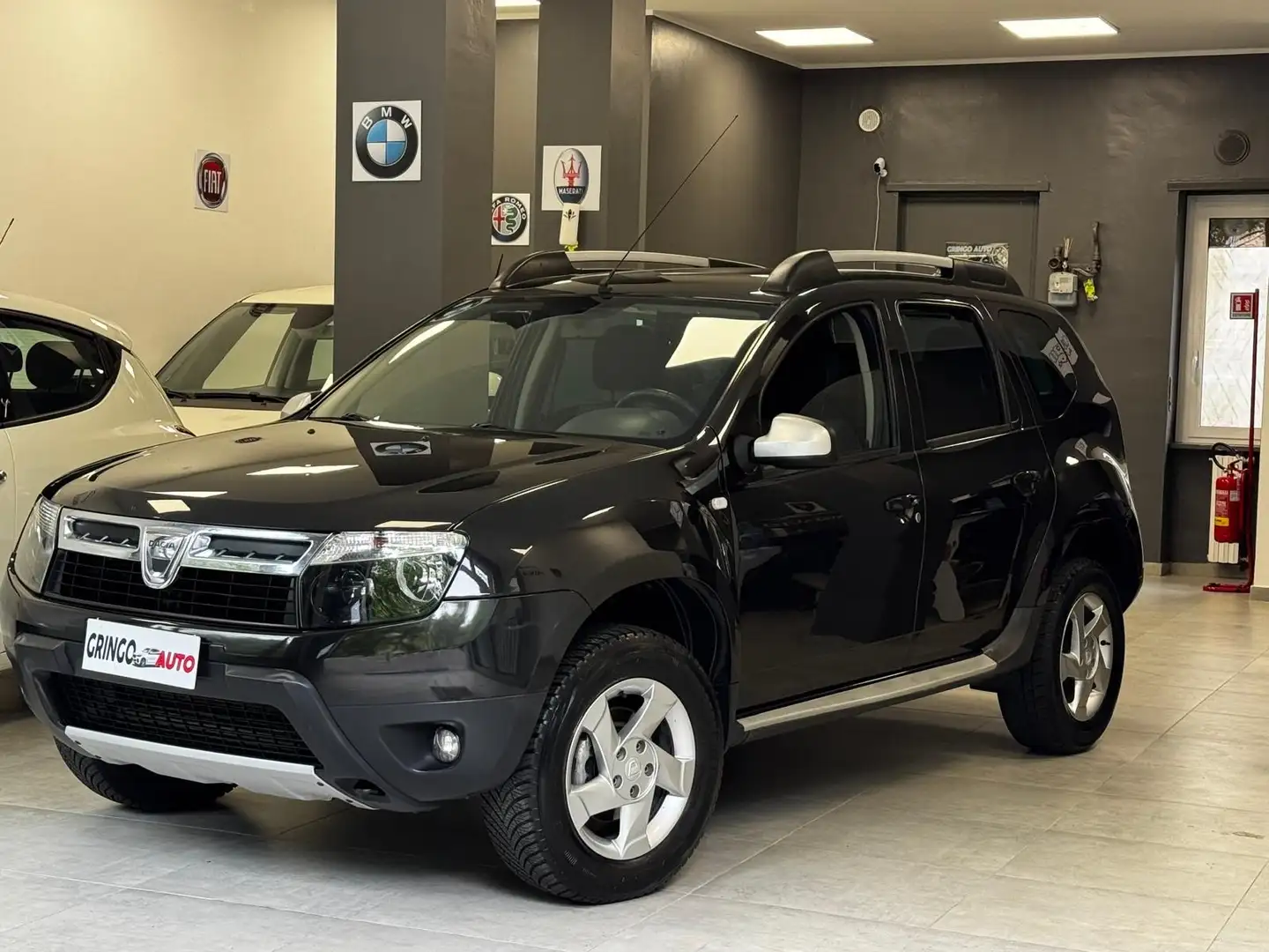 Dacia Duster 1.5 dci Laureate 4x2 90cv Black - 1