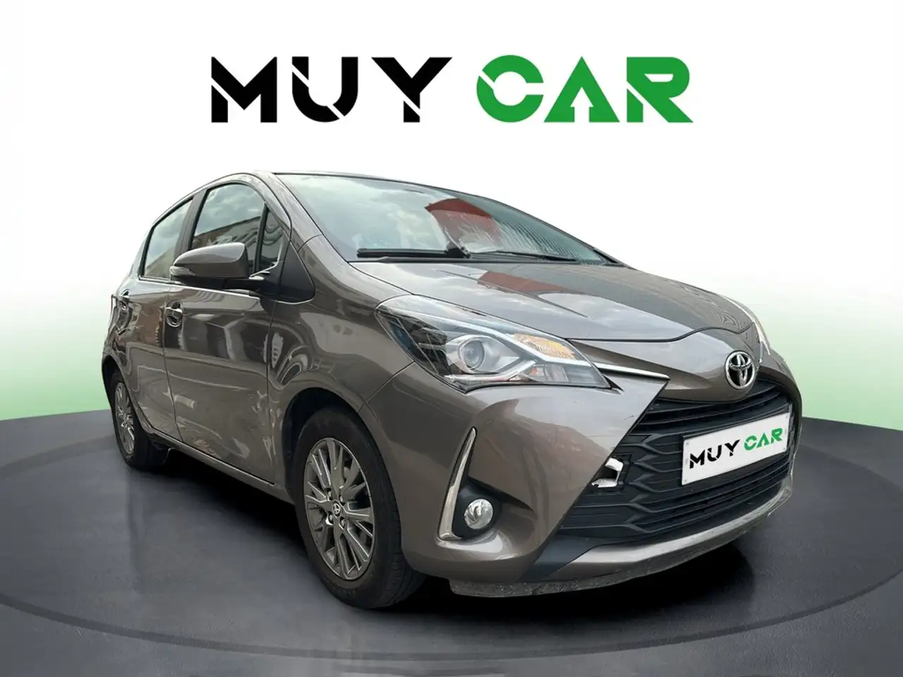 Toyota Yaris 1.0 Active — photo 1 of 15