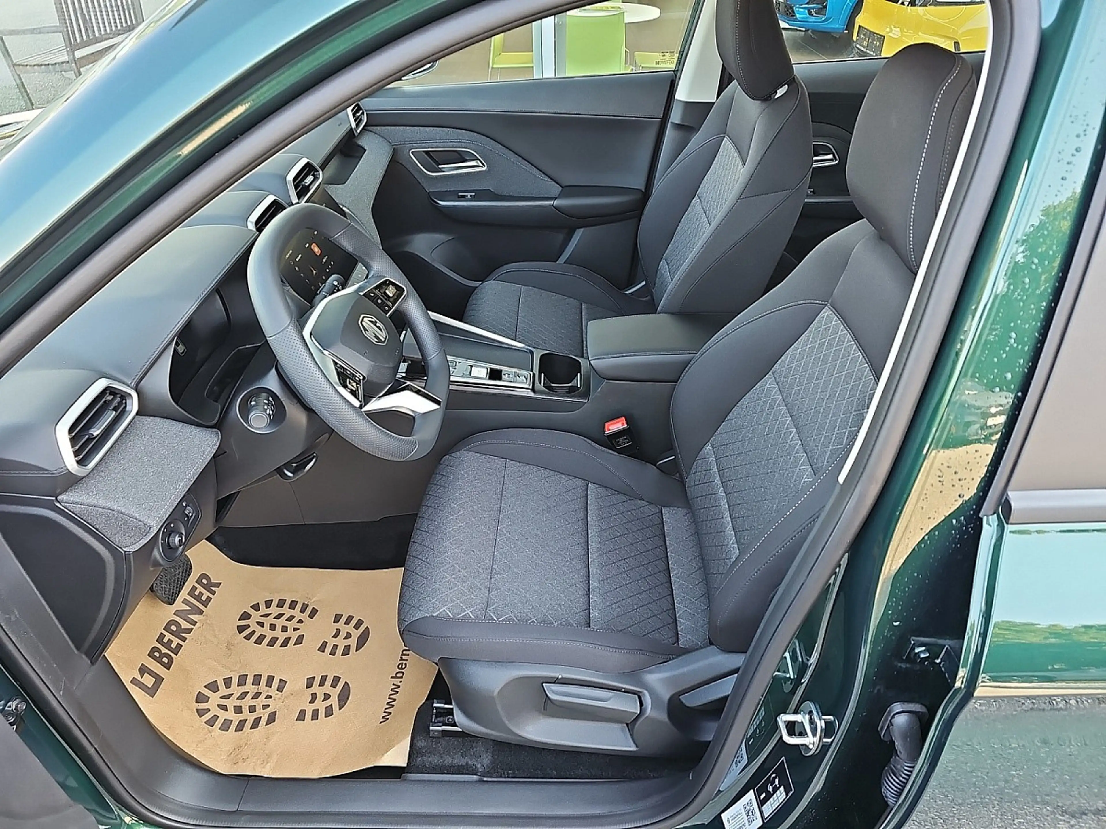 MG ZS 1.5 Hybrid+ Select *inkl. Anhängervorrichtung a... — photo 9